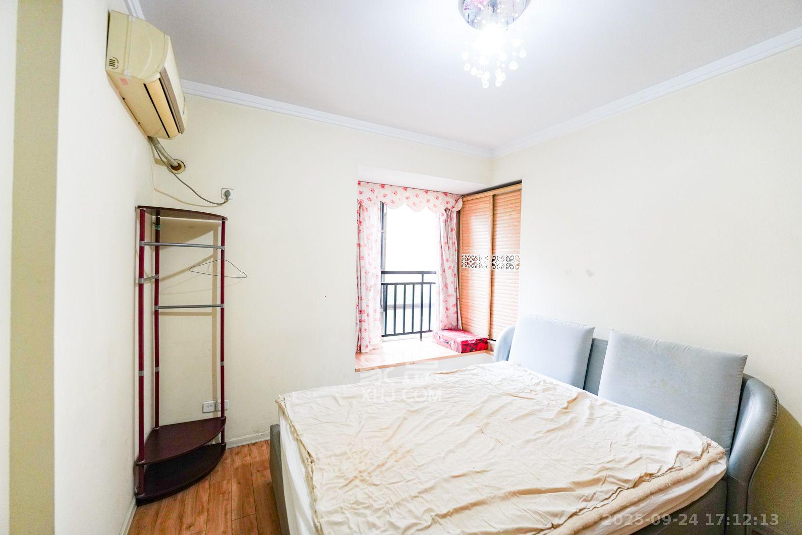 新城新世界一二三期 3室2厅2卫 3200.0元/月 新城新世界一二三期 3室2厅2卫 3200.0元/月室内图