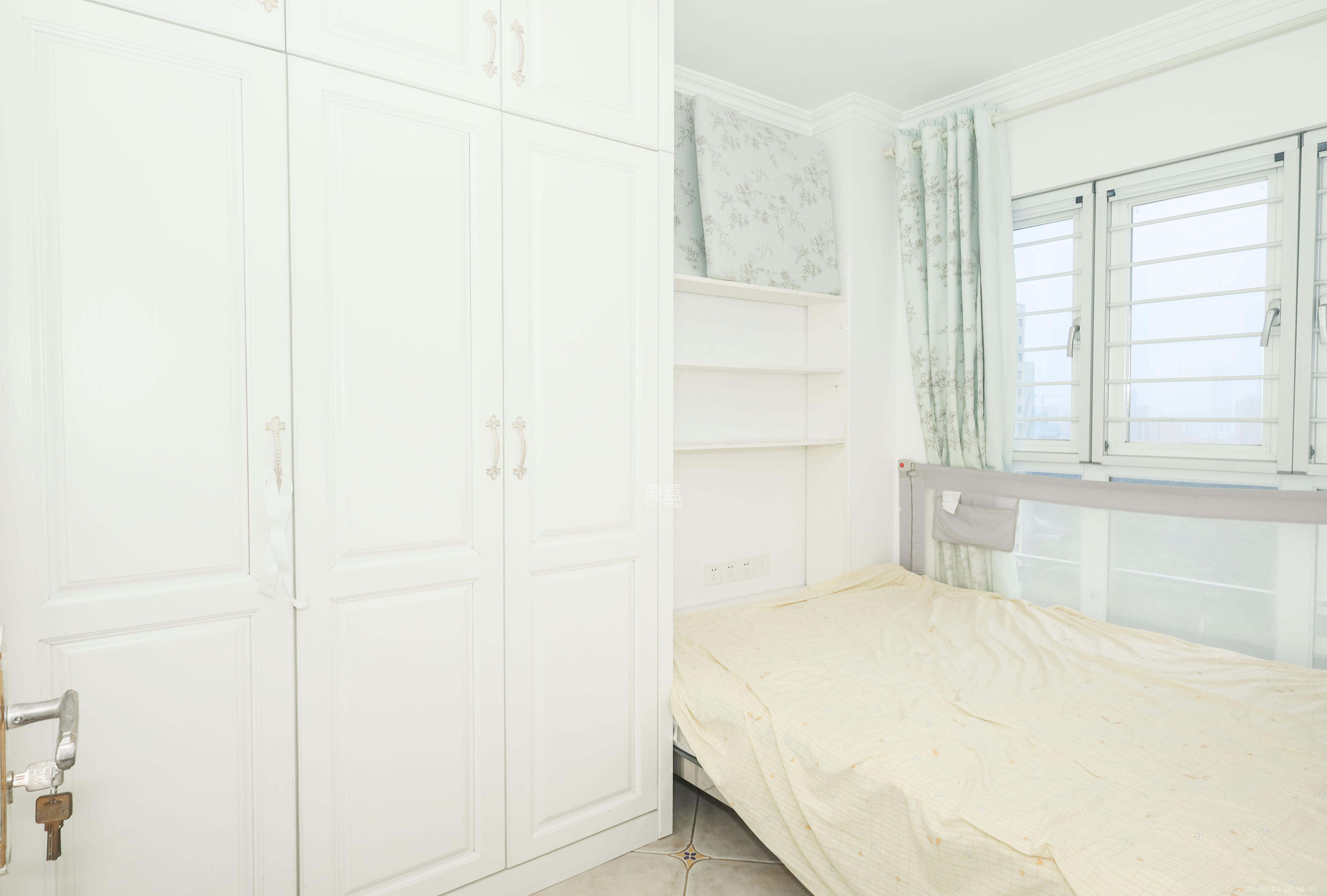 好莱城（弘德西街）  2室2厅1卫    66.0万卧室