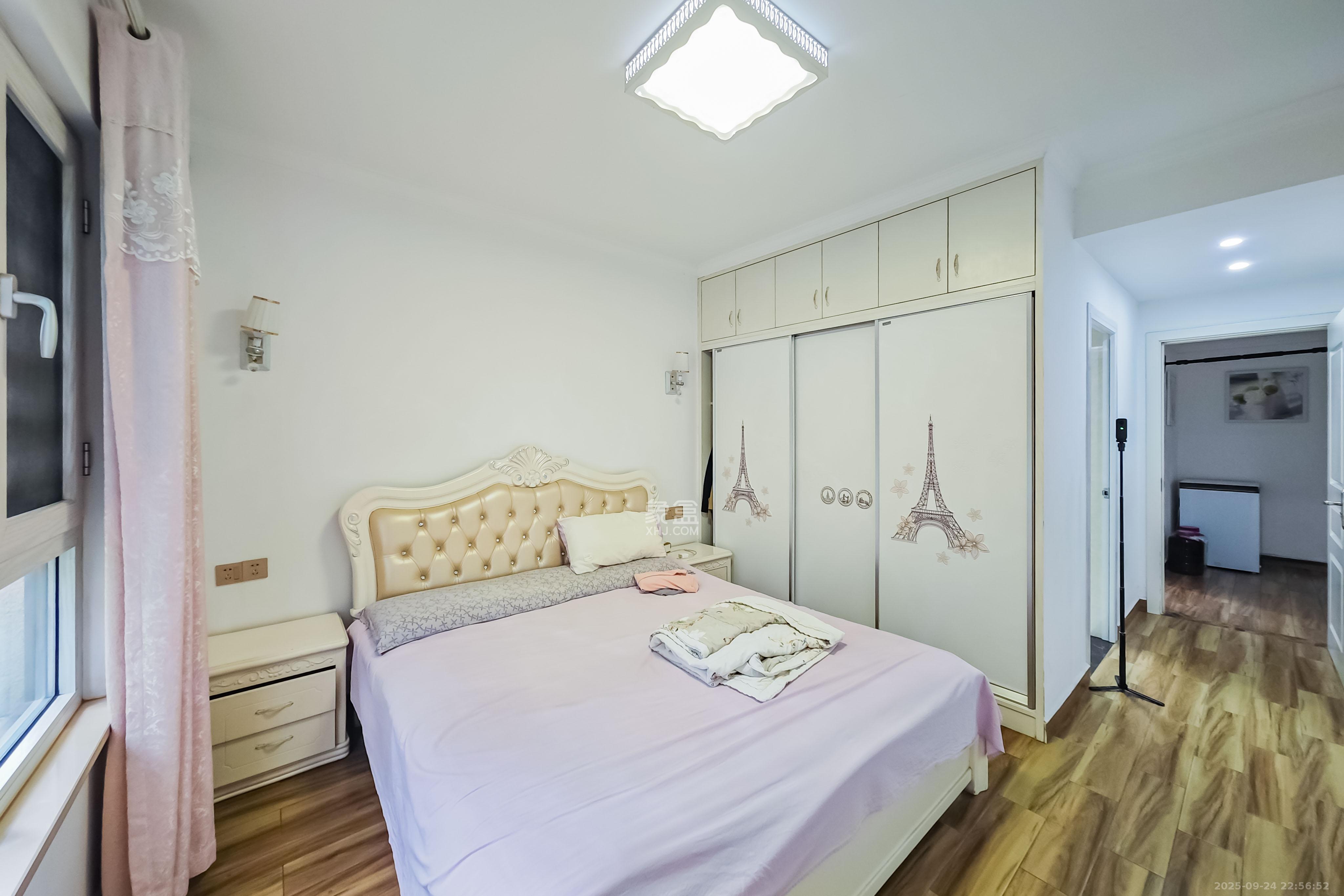 绿地之窗 4室2厅2卫 122.0万 绿地之窗 4室2厅2卫 122.0万卧室