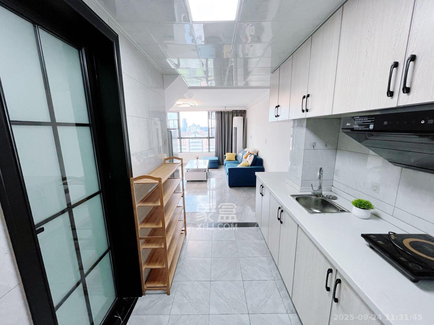 荣盛花语书苑 2室1厅1卫 2616.0元/月 荣盛花语书苑 2室1厅1卫 2616.0元/月室内图