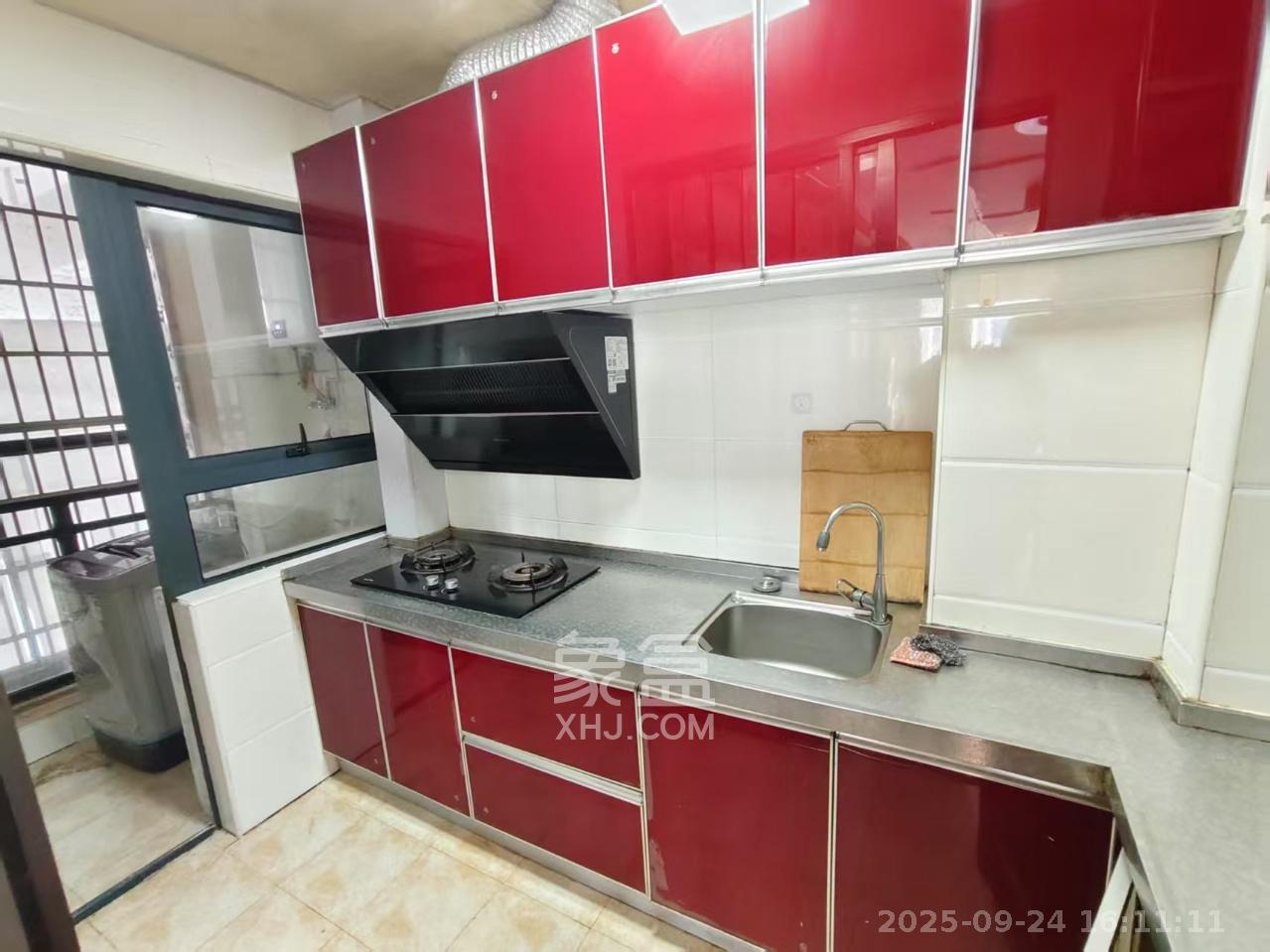 奥克斯广场 3室2厅1卫 2600.0元/月 奥克斯广场 3室2厅1卫 2600.0元/月室内图