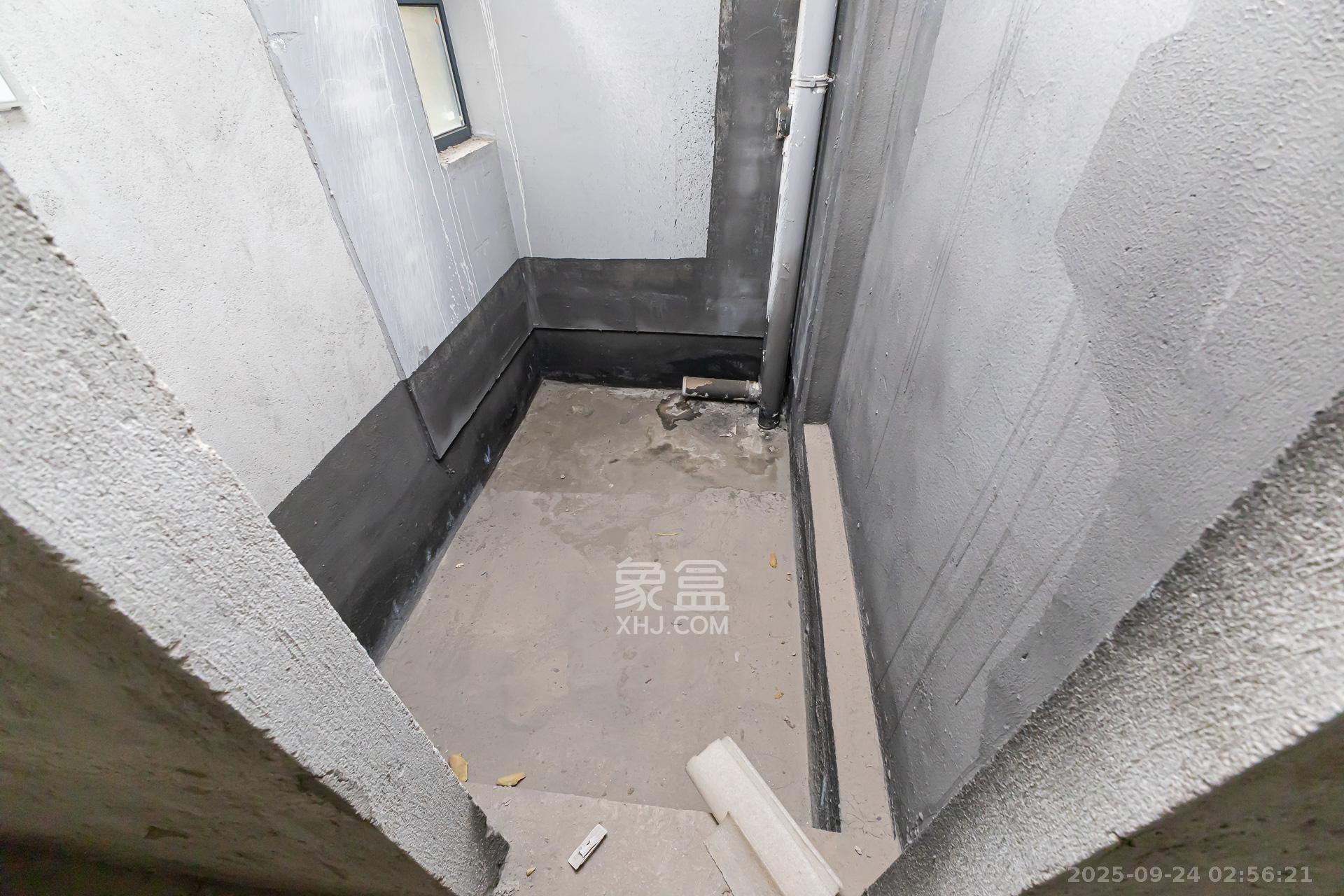 明发阅江悦府  4室2厅2卫    75.0万卫生间