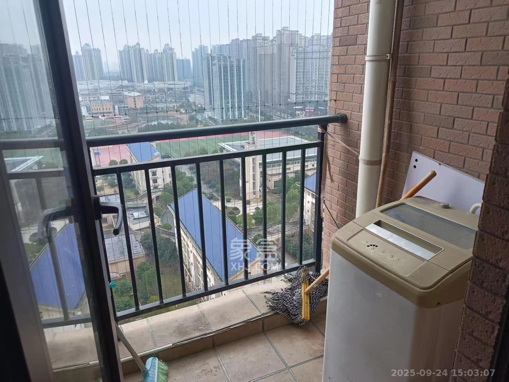 水岸世景 1室1厅1卫 1000.0元/月 水岸世景 1室1厅1卫 1000.0元/月室内图