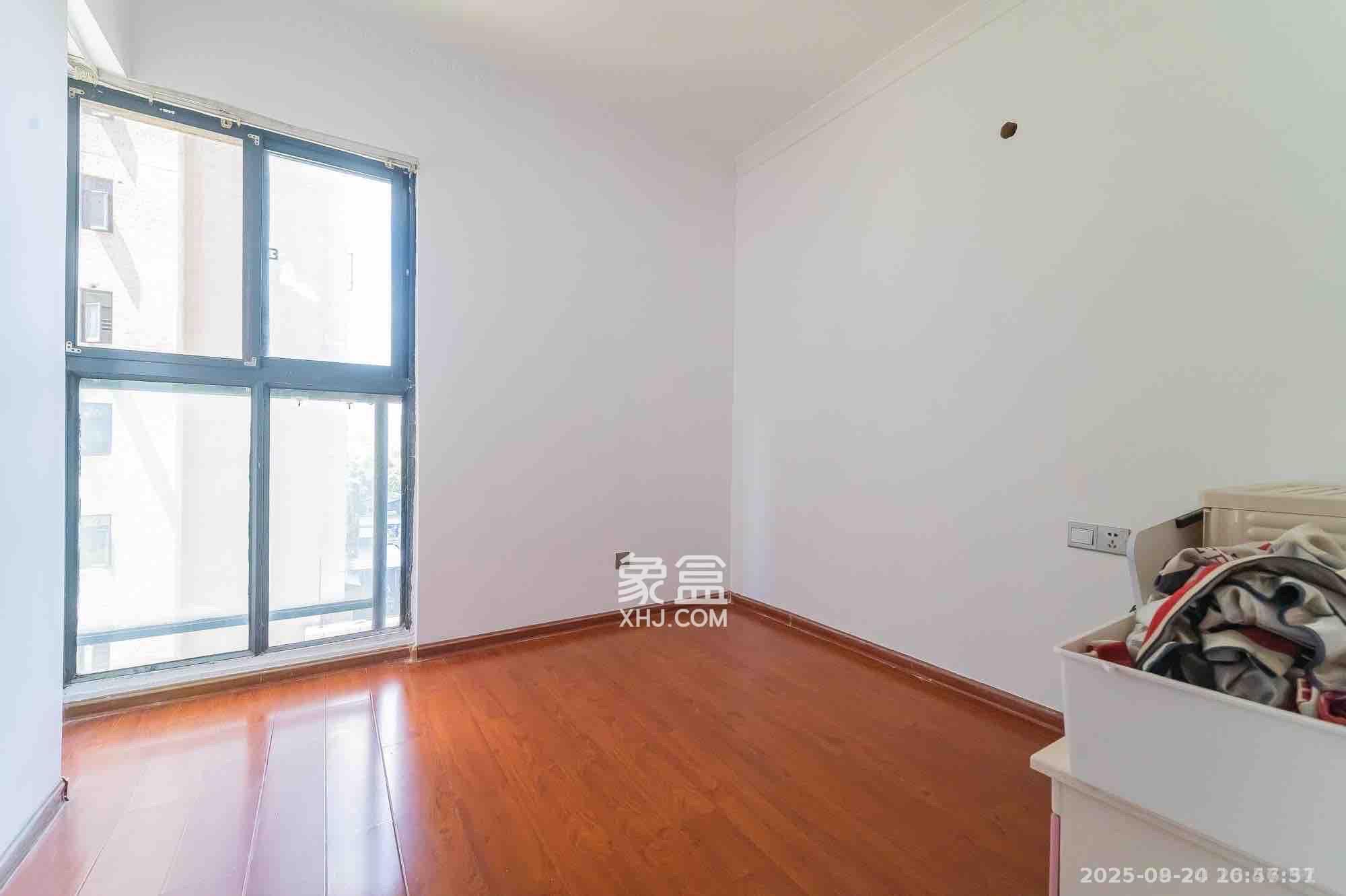 蓝山郡 2室2厅1卫 1800.0元/月 蓝山郡 2室2厅1卫 1800.0元/月室内图