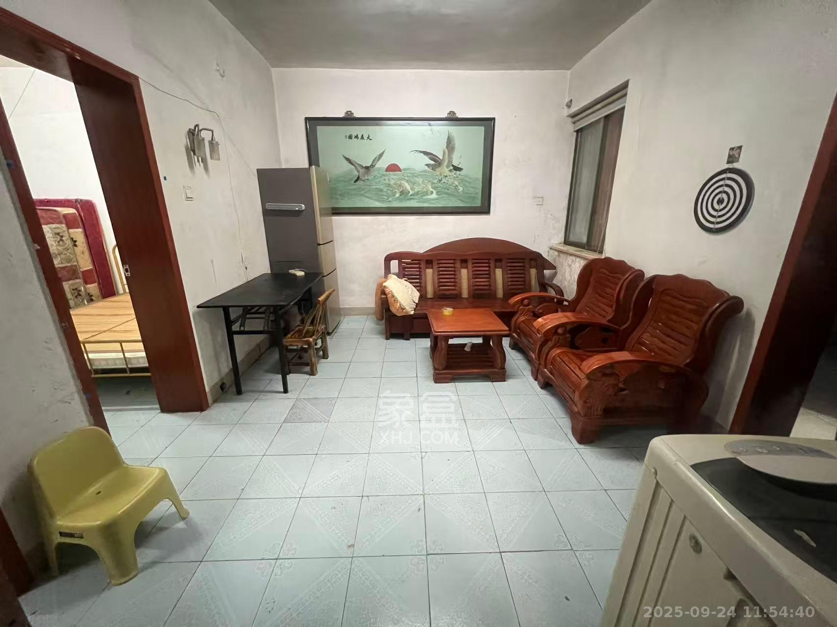 东瓜山一村送变电小区  2室1厅1卫    1300.0元/月室内图1