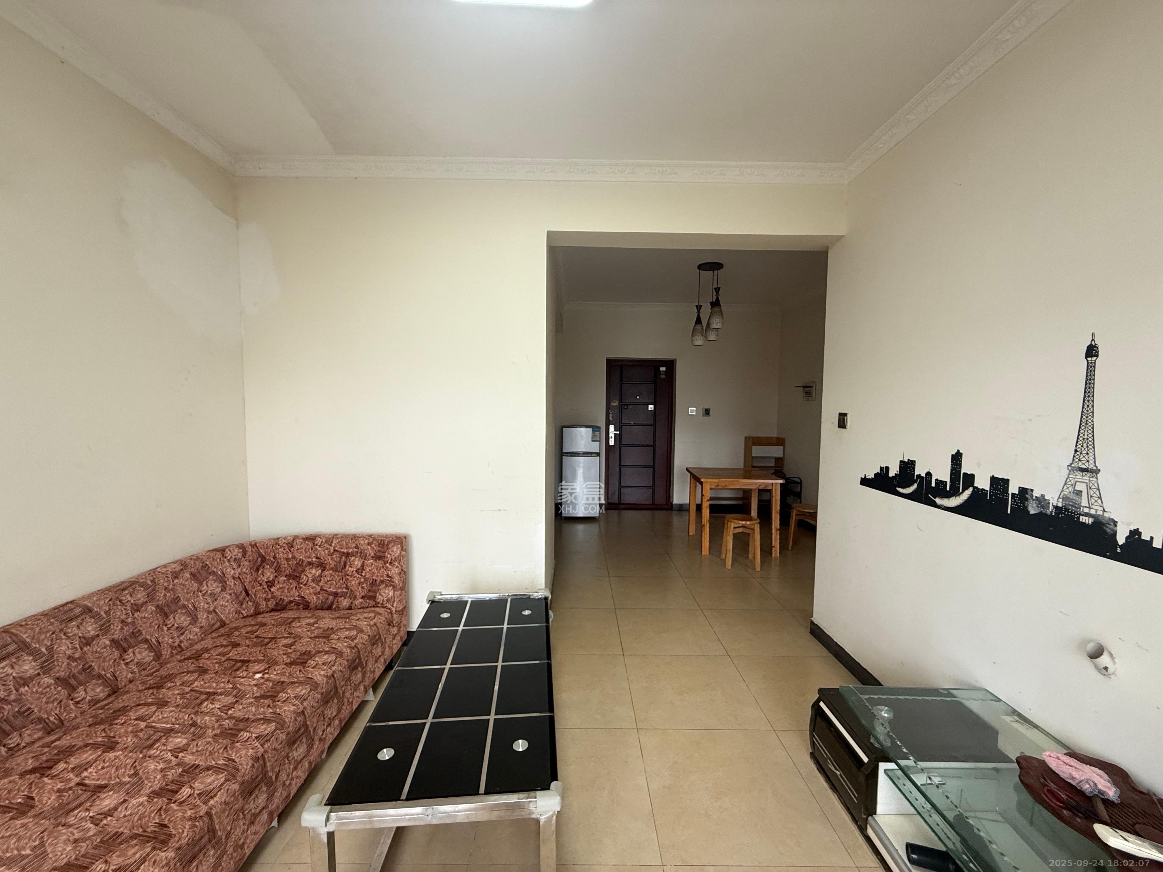 优山美地 1室1厅1卫 1800.0元/月 优山美地 1室1厅1卫 1800.0元/月室内图