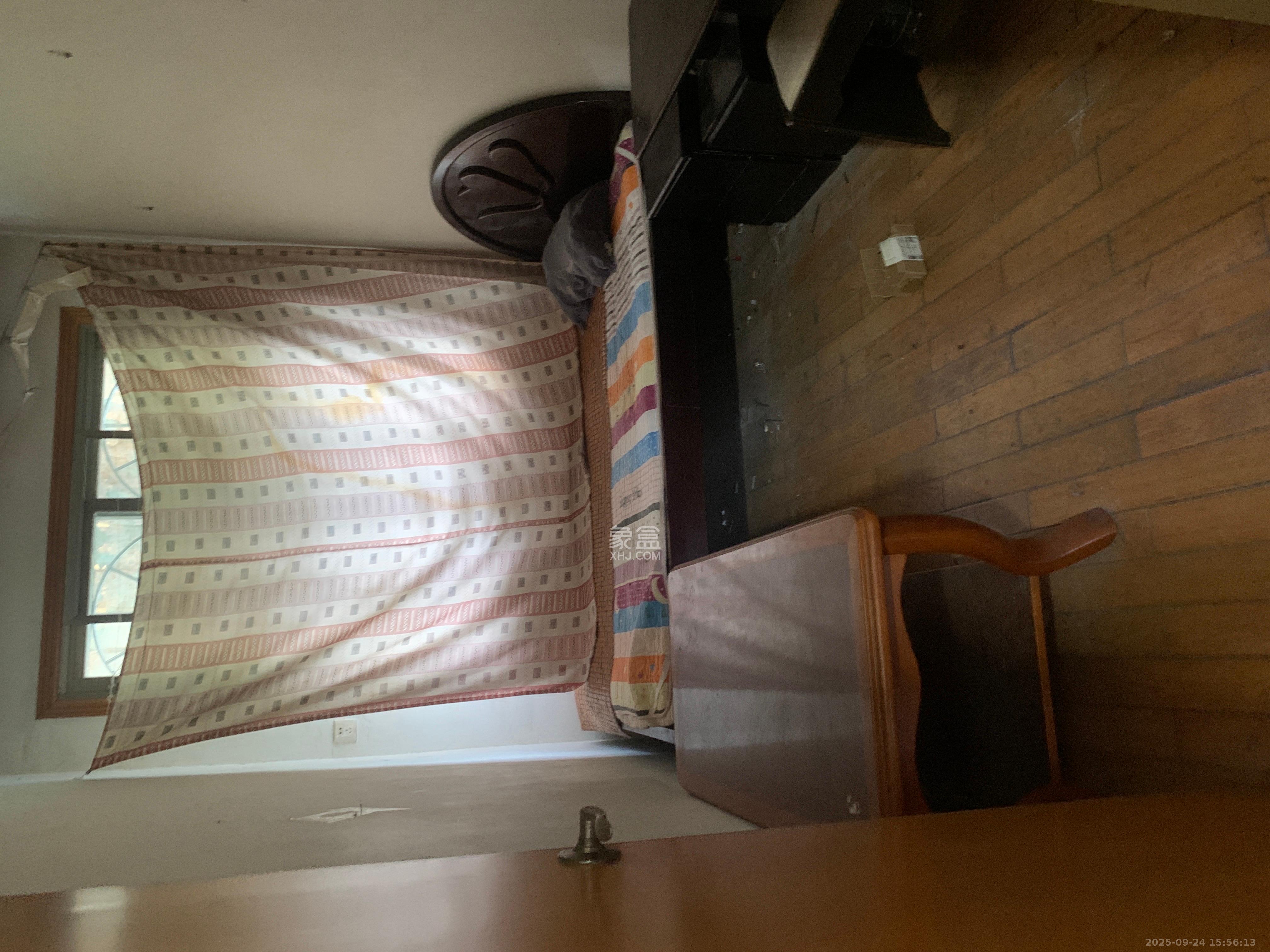 新华园 3室1厅1卫 1200.0元/月 新华园 3室1厅1卫 1200.0元/月室内图