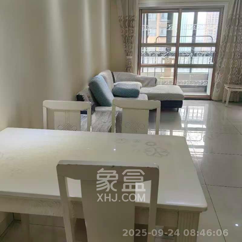 香樟兰亭（朗峰苑）  1室2厅1卫   2300.00元/月