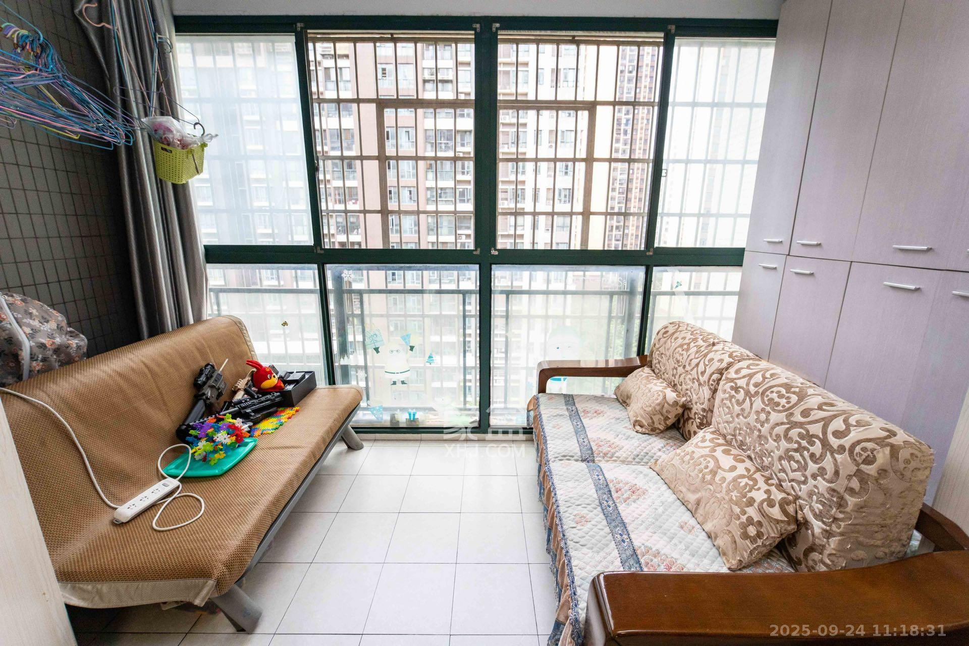 凯乐湘园 3室2厅2卫 2800.0元/月 凯乐湘园 3室2厅2卫 2800.0元/月室内图