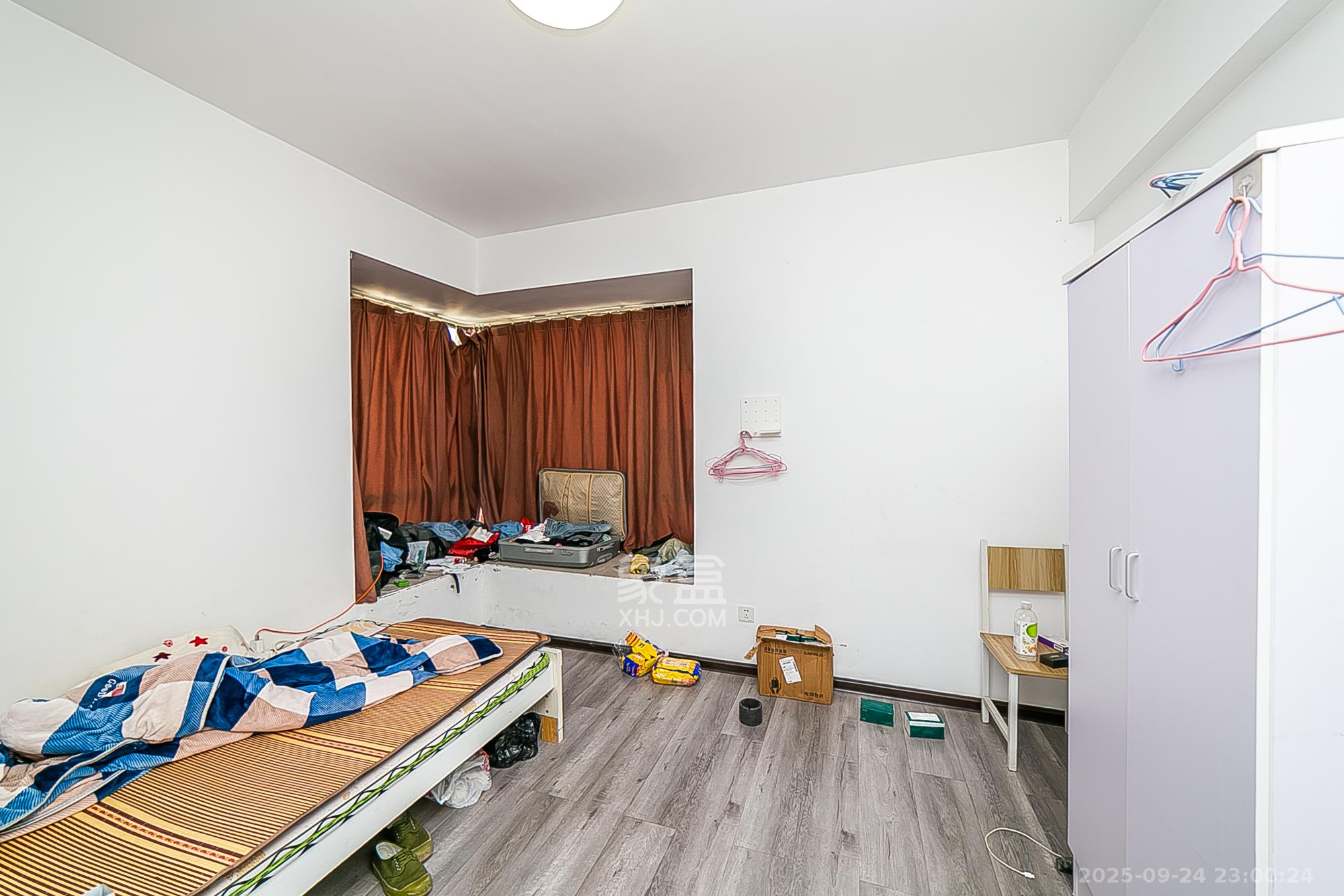 乾城(兴旺乾城) 3室2厅1卫 70.0万 乾城(兴旺乾城) 3室2厅1卫 70.0万卧室