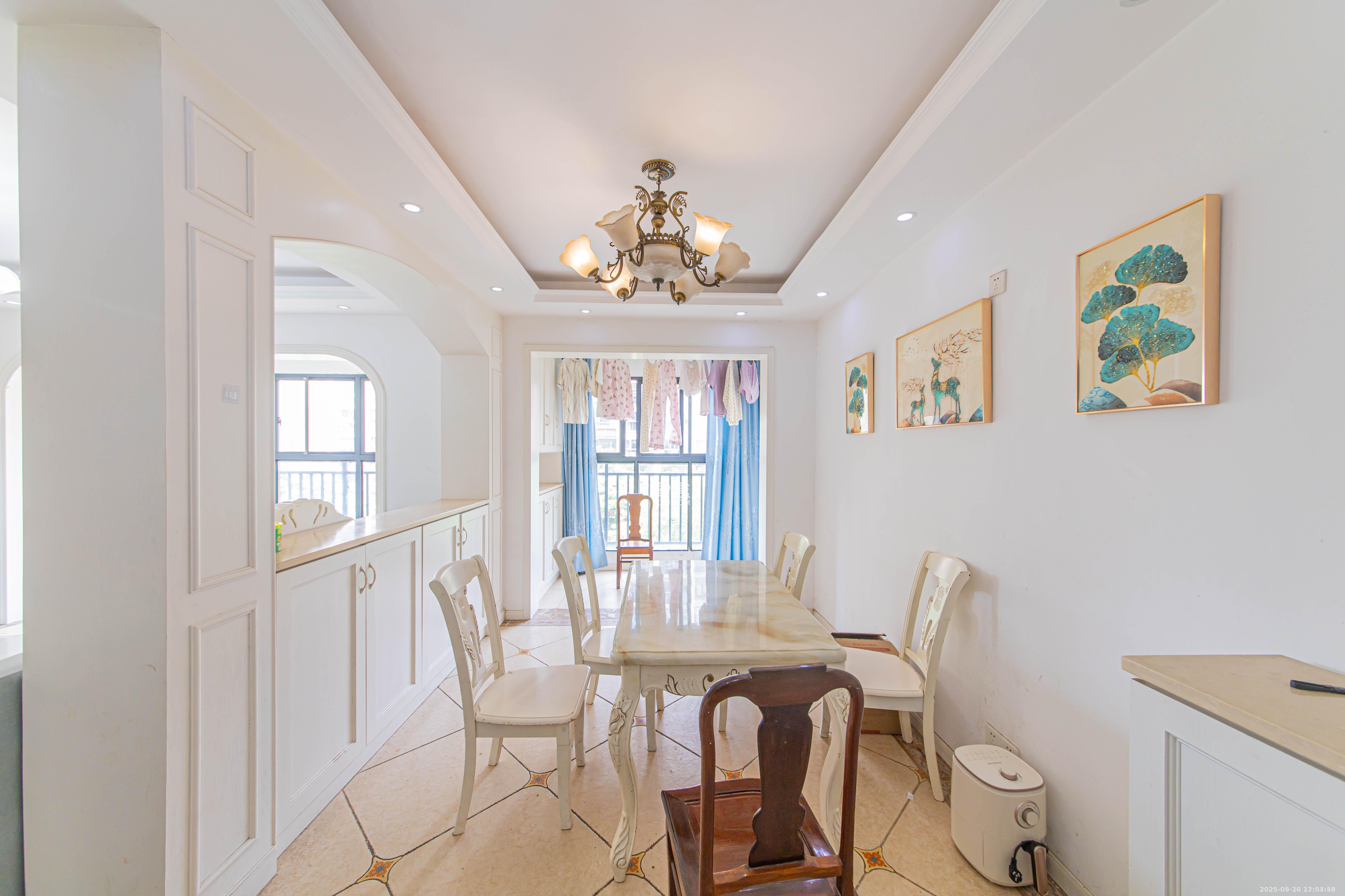 中建芙蓉嘉苑 3室2厅1卫 2800.0元/月 中建芙蓉嘉苑 3室2厅1卫 2800.0元/月室内图