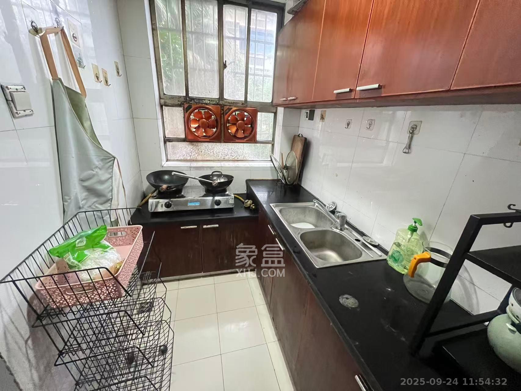 东瓜山一村送变电小区  2室1厅1卫    1300.0元/月室内图