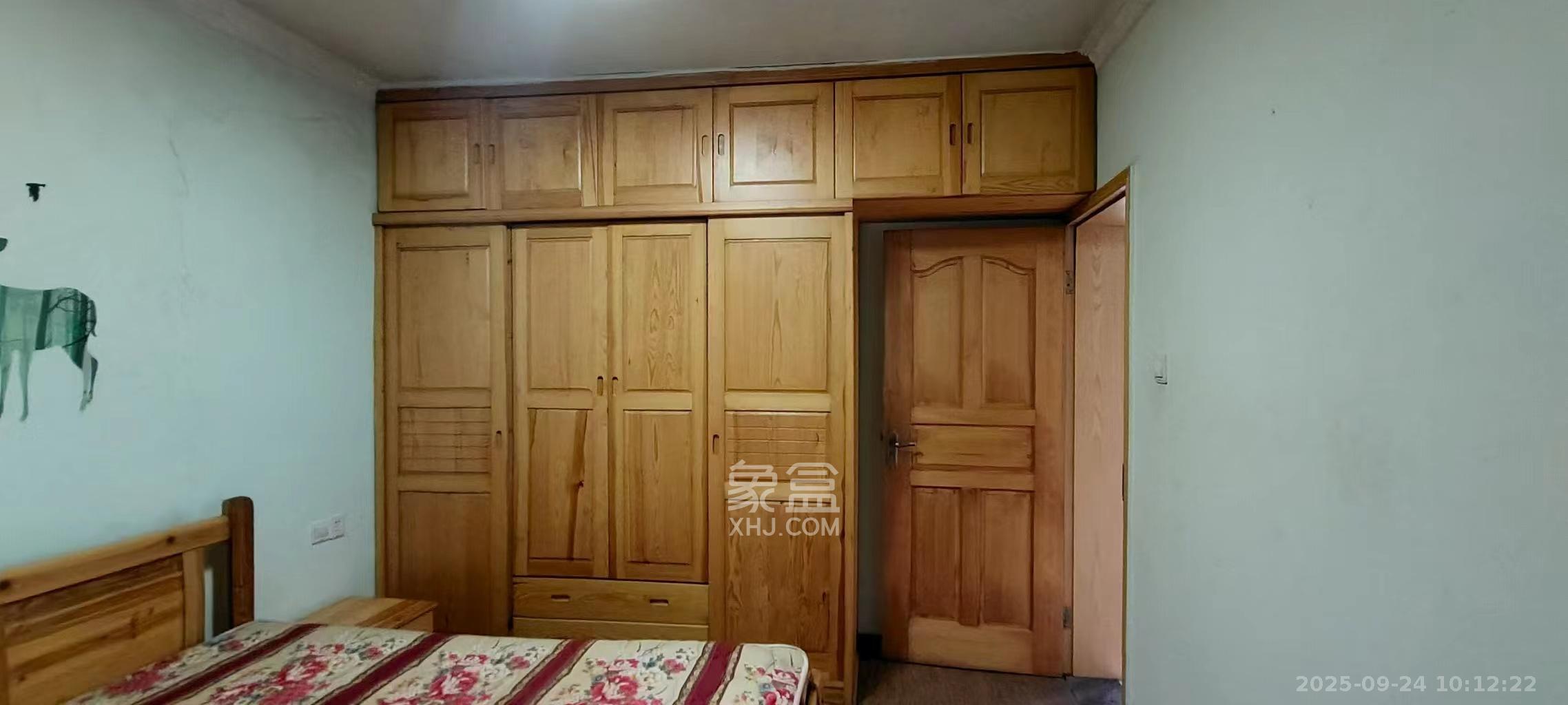 蝴蝶谷 3室2厅1卫 1600.0元/月 蝴蝶谷 3室2厅1卫 1600.0元/月室内图