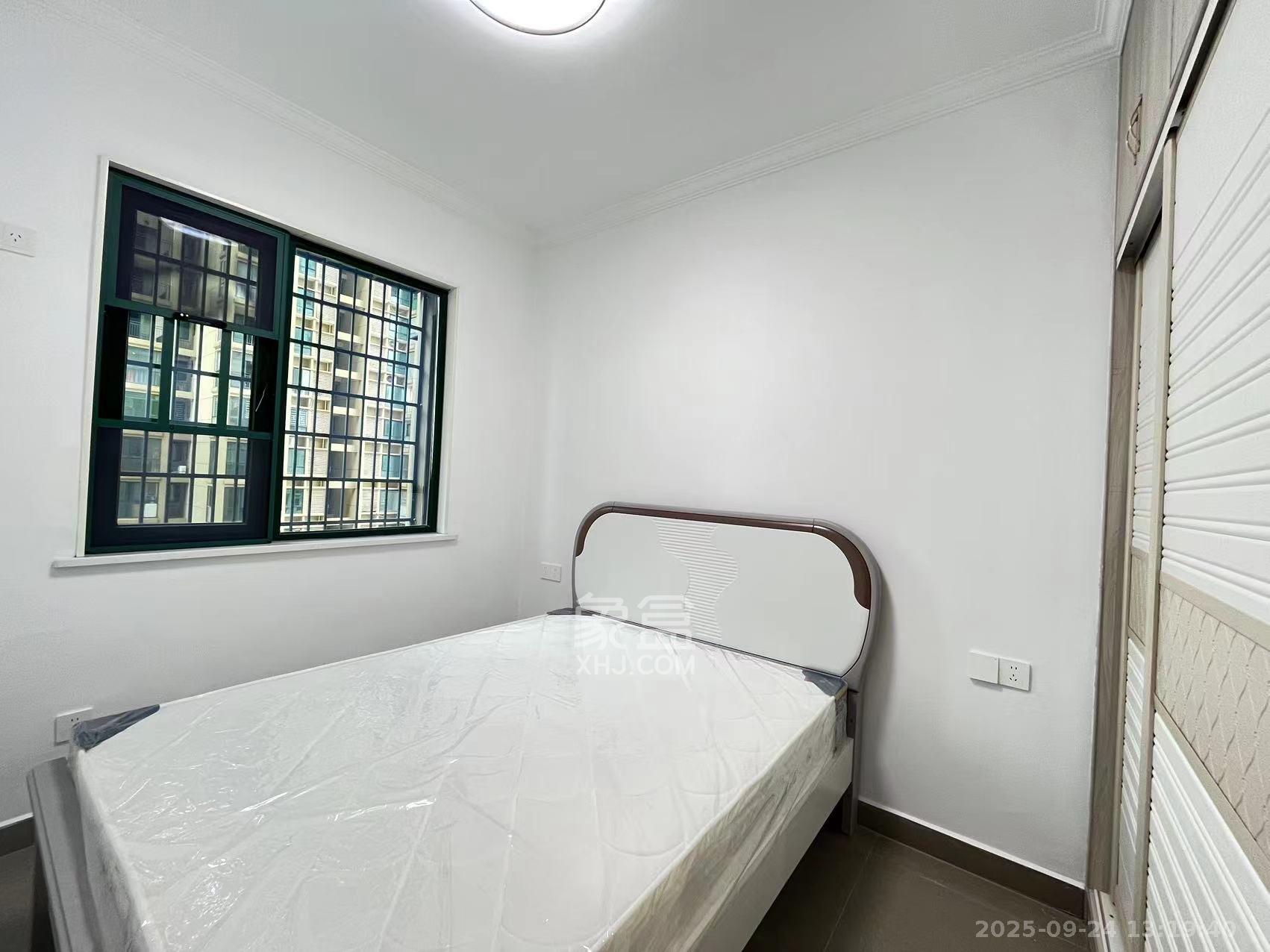 富基世纪公园 4室2厅2卫 2200.0元/月 富基世纪公园 4室2厅2卫 2200.0元/月室内图