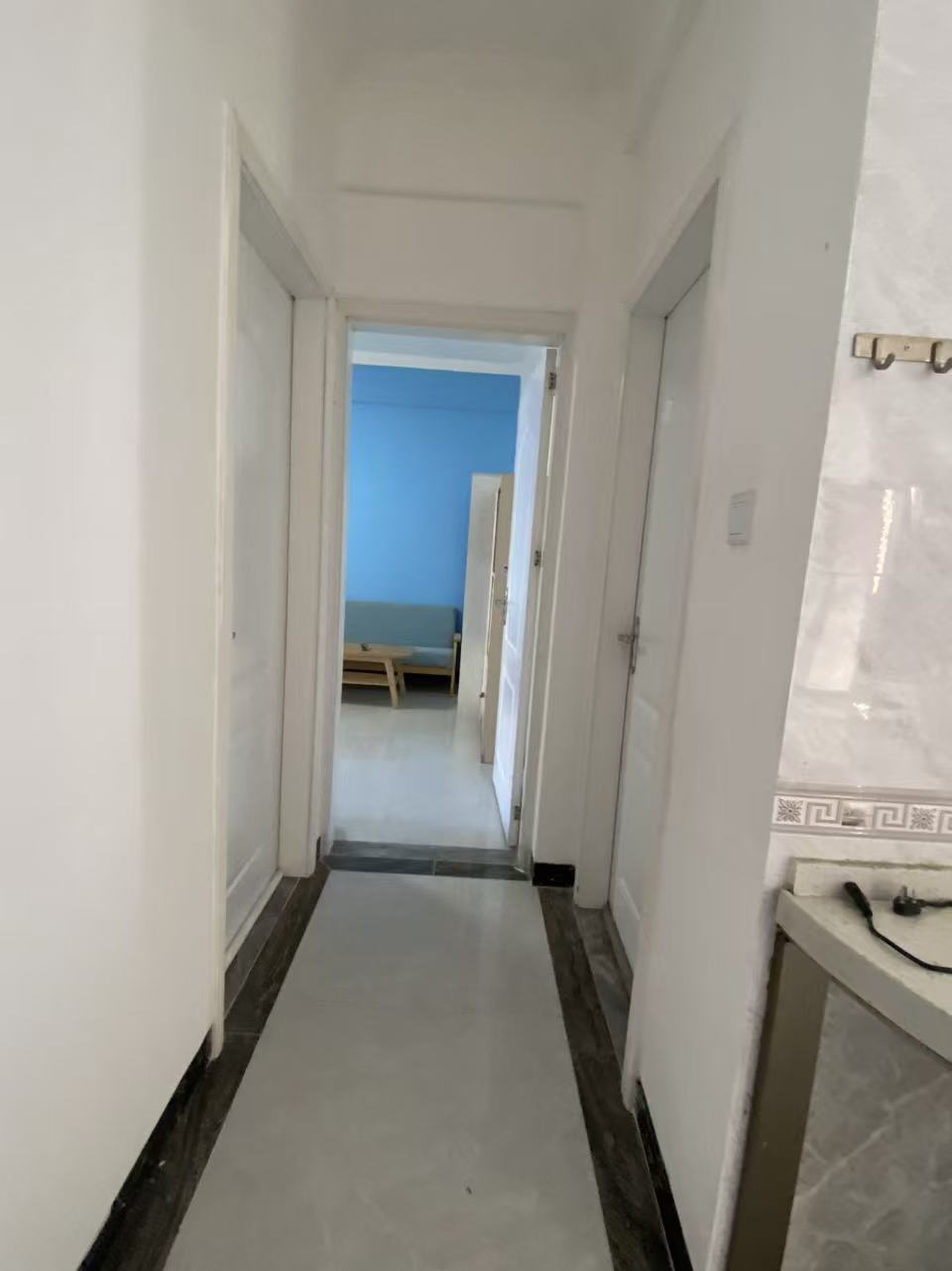 粮食局宿舍(海府路) 1室1厅1卫 1300.0元/月 粮食局宿舍(海府路) 1室1厅1卫 1300.0元/月室内图