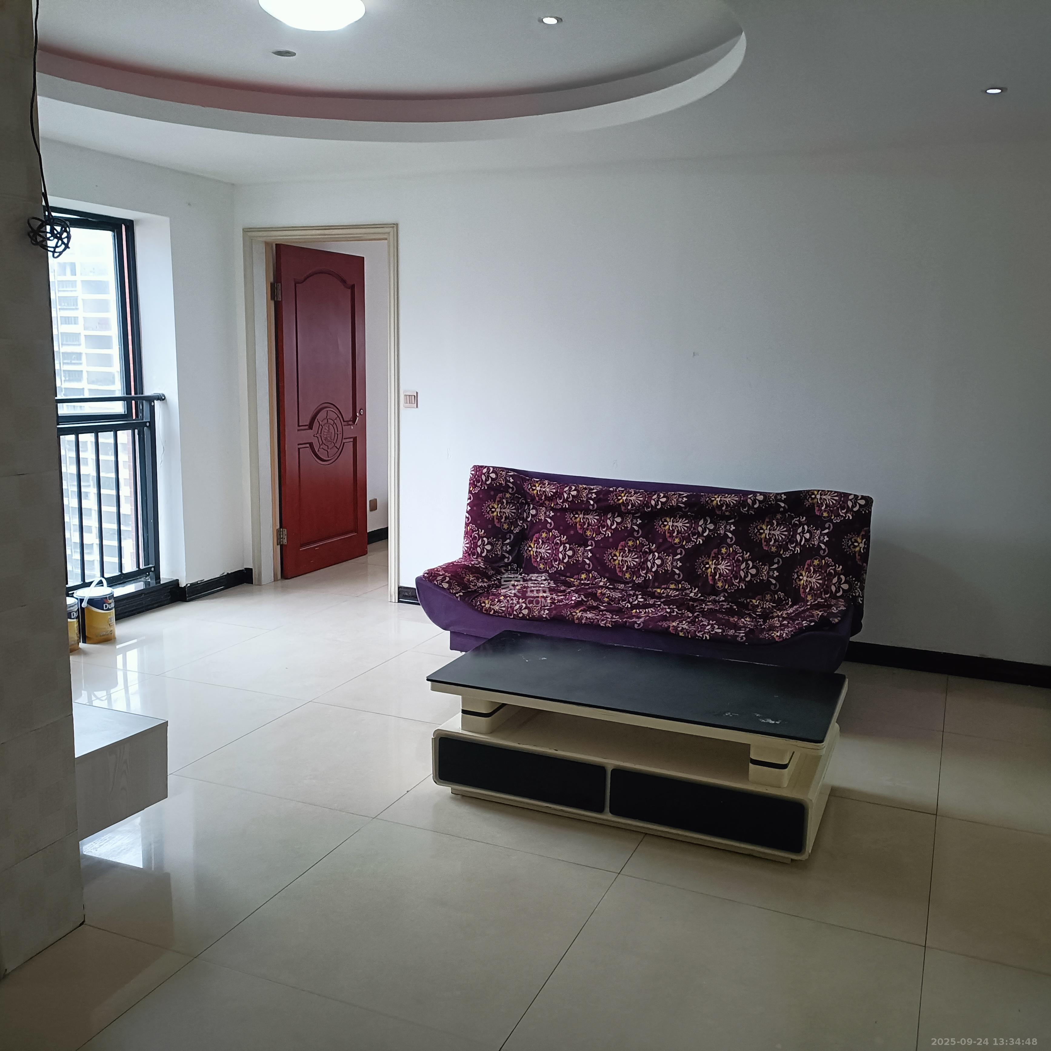 山水华景  1室1厅1卫    1500.0元/月室内图