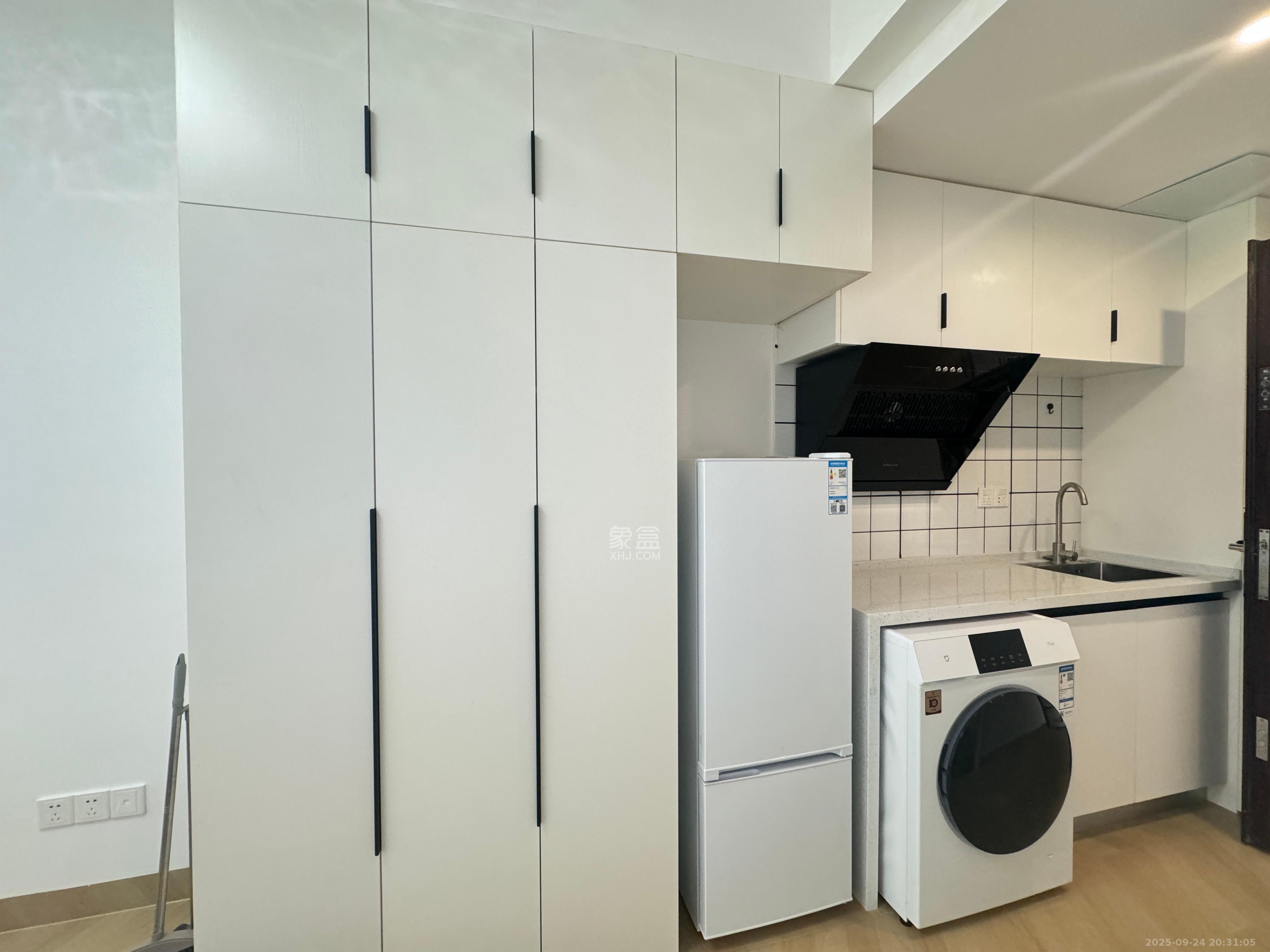 保利海德公园 1室1厅1卫 1800.0元/月 保利海德公园 1室1厅1卫 1800.0元/月室内图