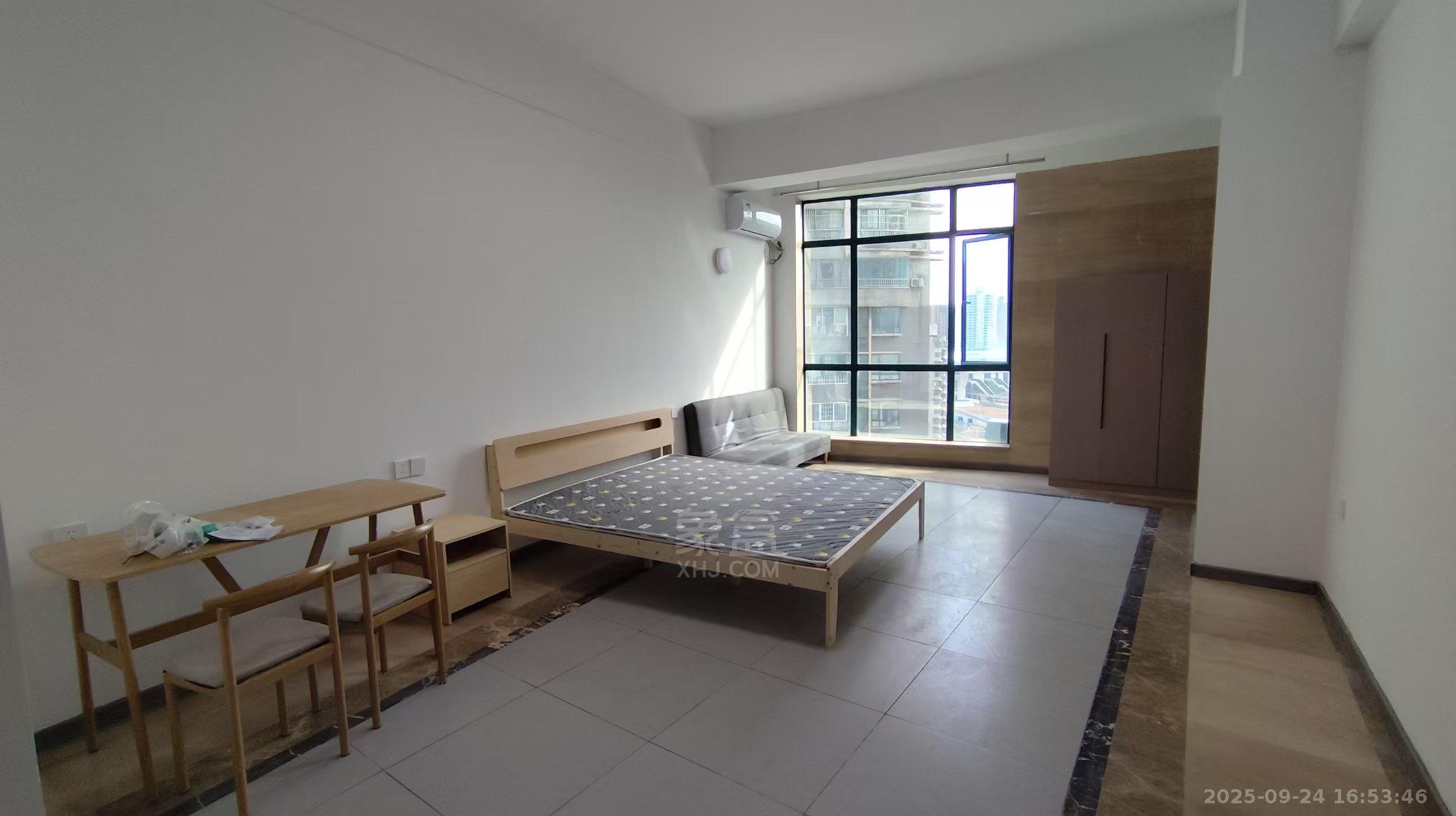 富华商业广场 1室0厅0卫 900.0元/月 富华商业广场 1室0厅0卫 900.0元/月室内图