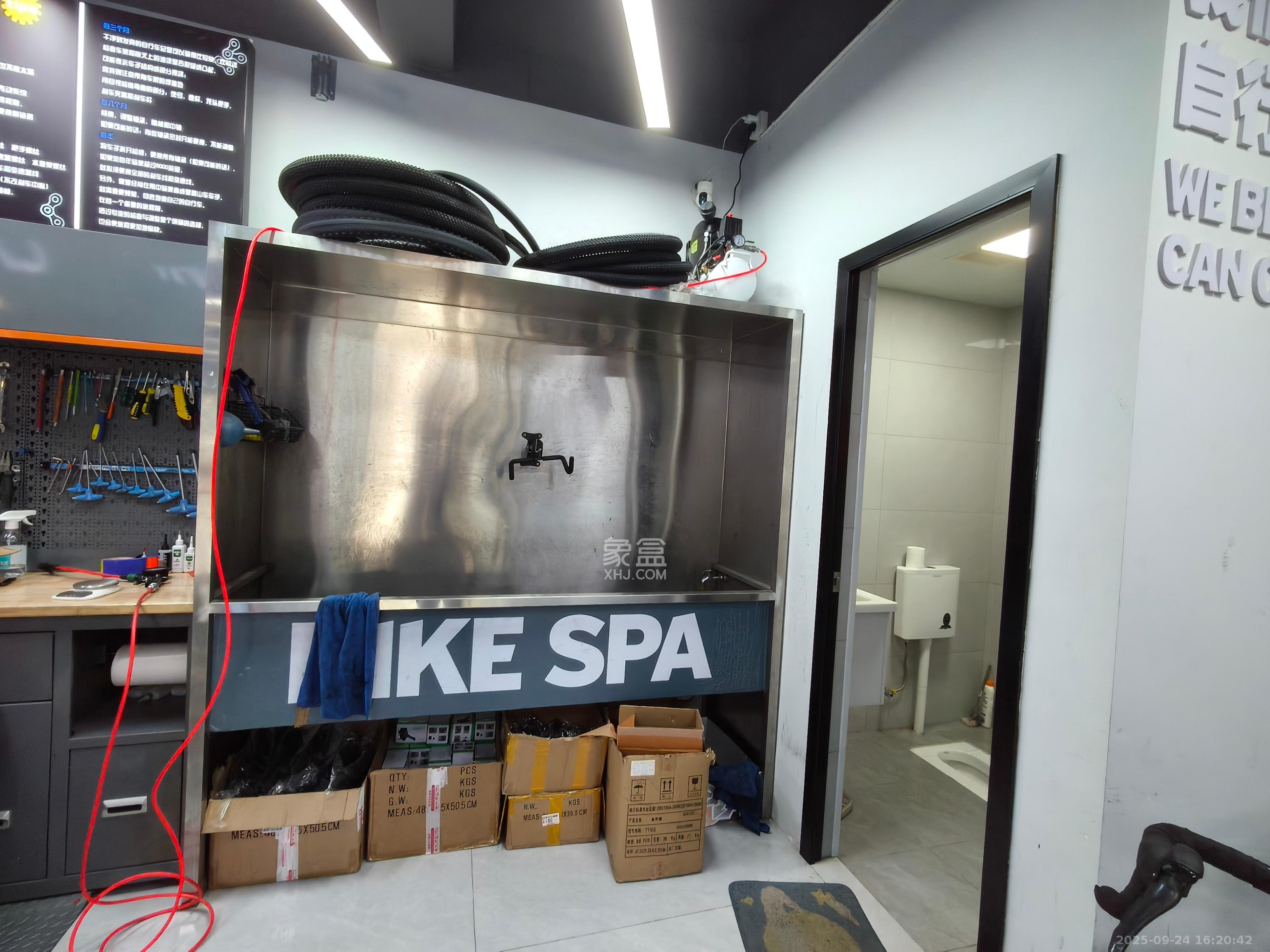 海伦春天   391.0㎡      9000.0元/月室内图