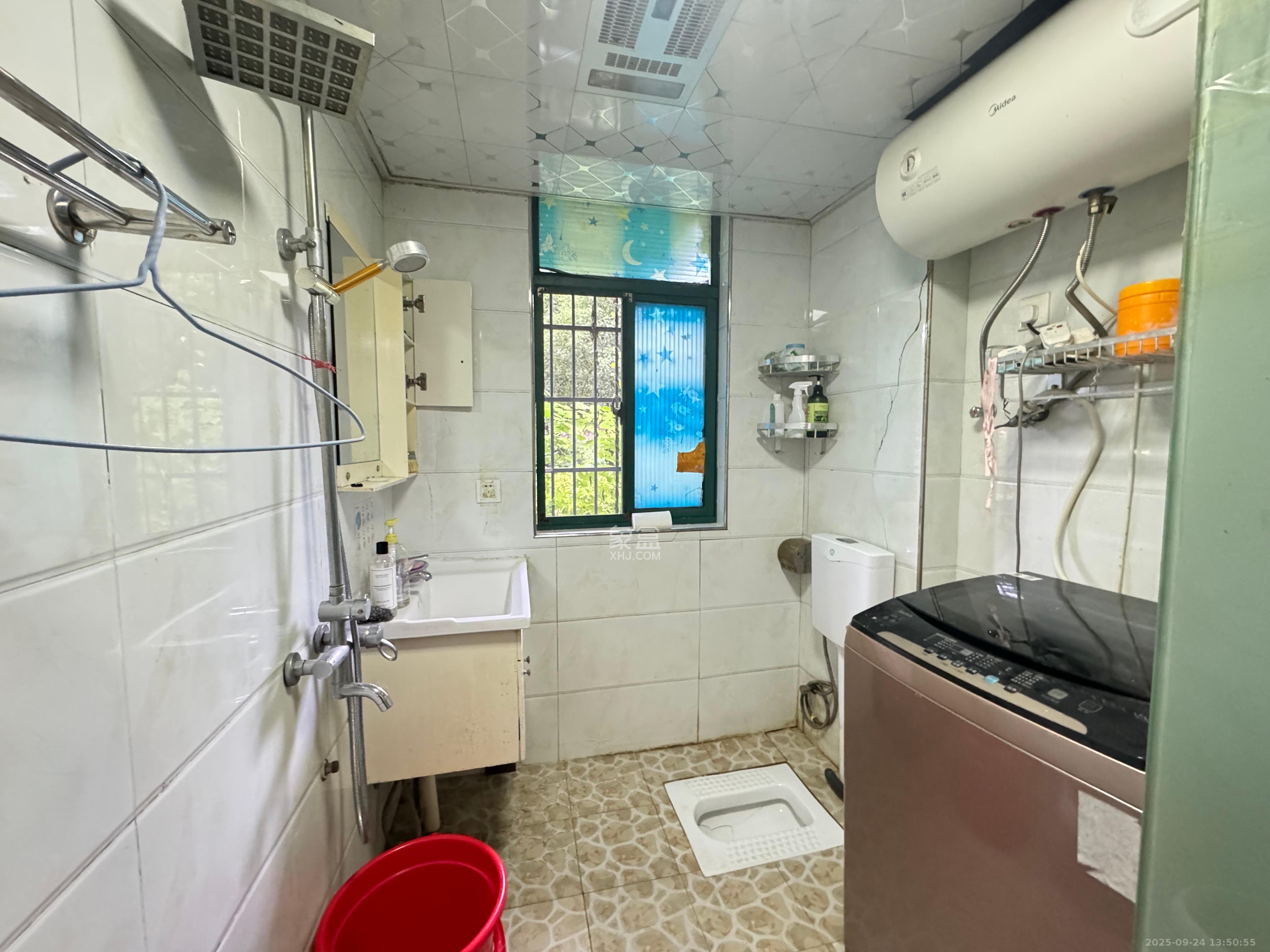 才子佳郡 3室2厅1卫 1700.0元/月 才子佳郡 3室2厅1卫 1700.0元/月室内图