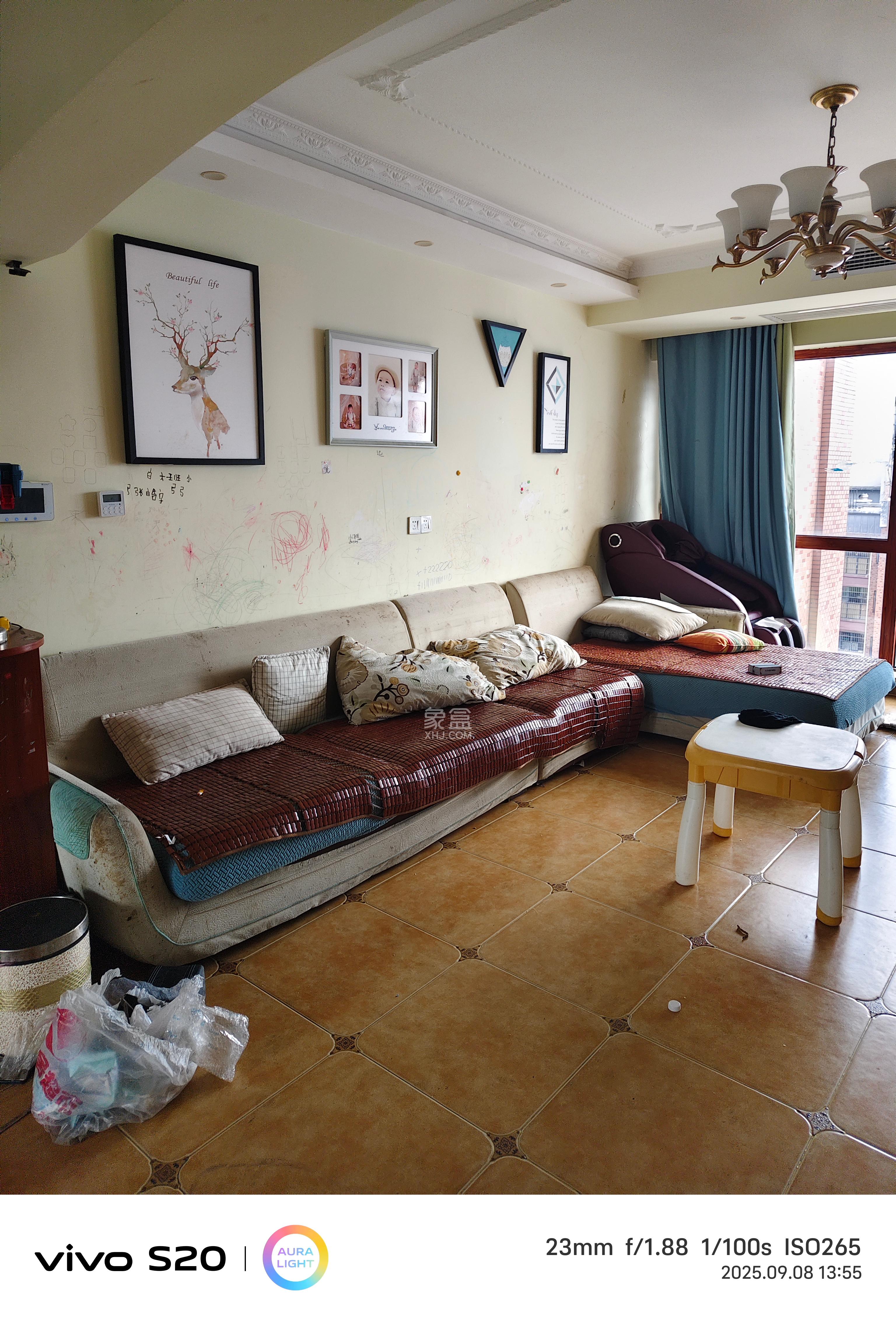 东业上城嘉苑(晟悦国际) 4室2厅2卫 2600.0元/月 东业上城嘉苑(晟悦国际) 4室2厅2卫 2600.0元/月室内图