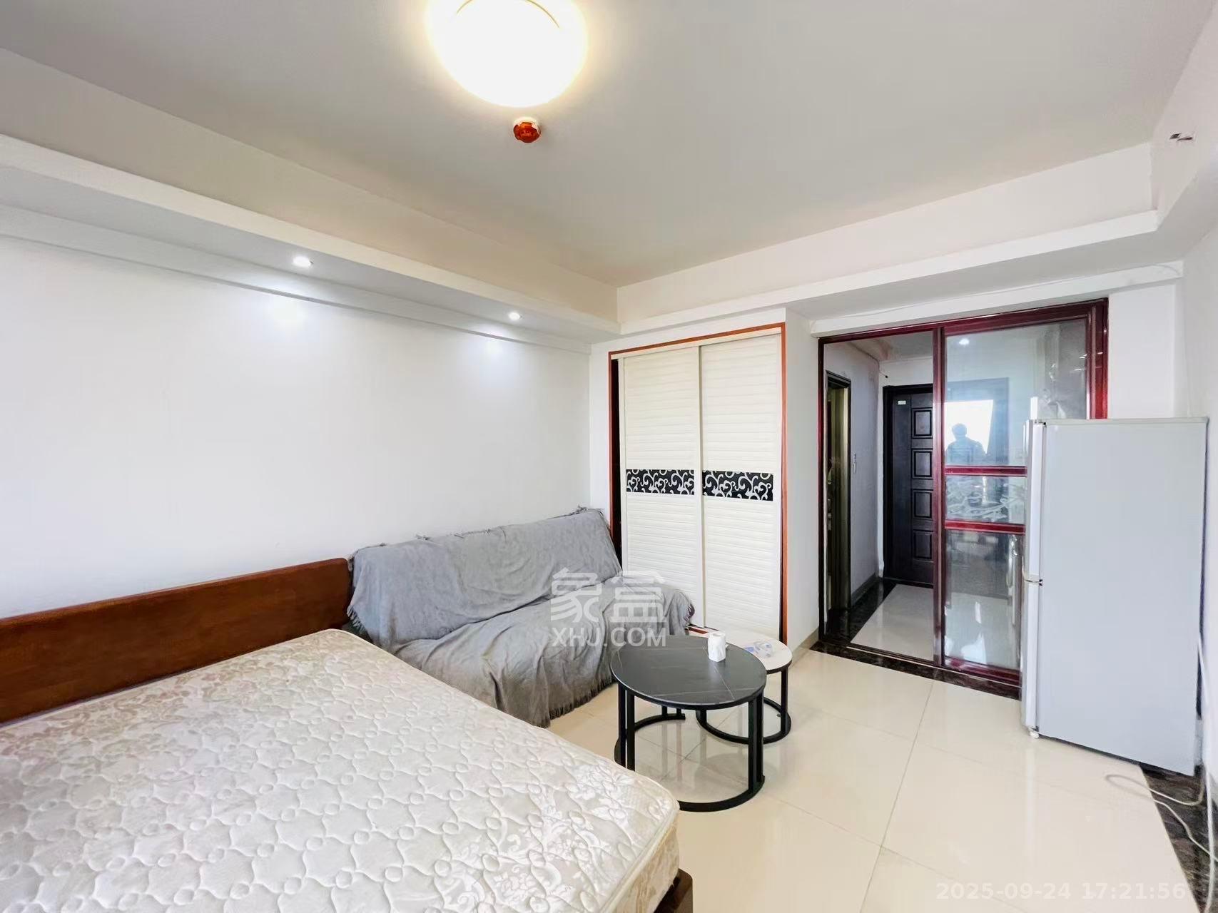 乾城(兴旺乾城) 1室1厅1卫 1300.0元/月 乾城(兴旺乾城) 1室1厅1卫 1300.0元/月室内图