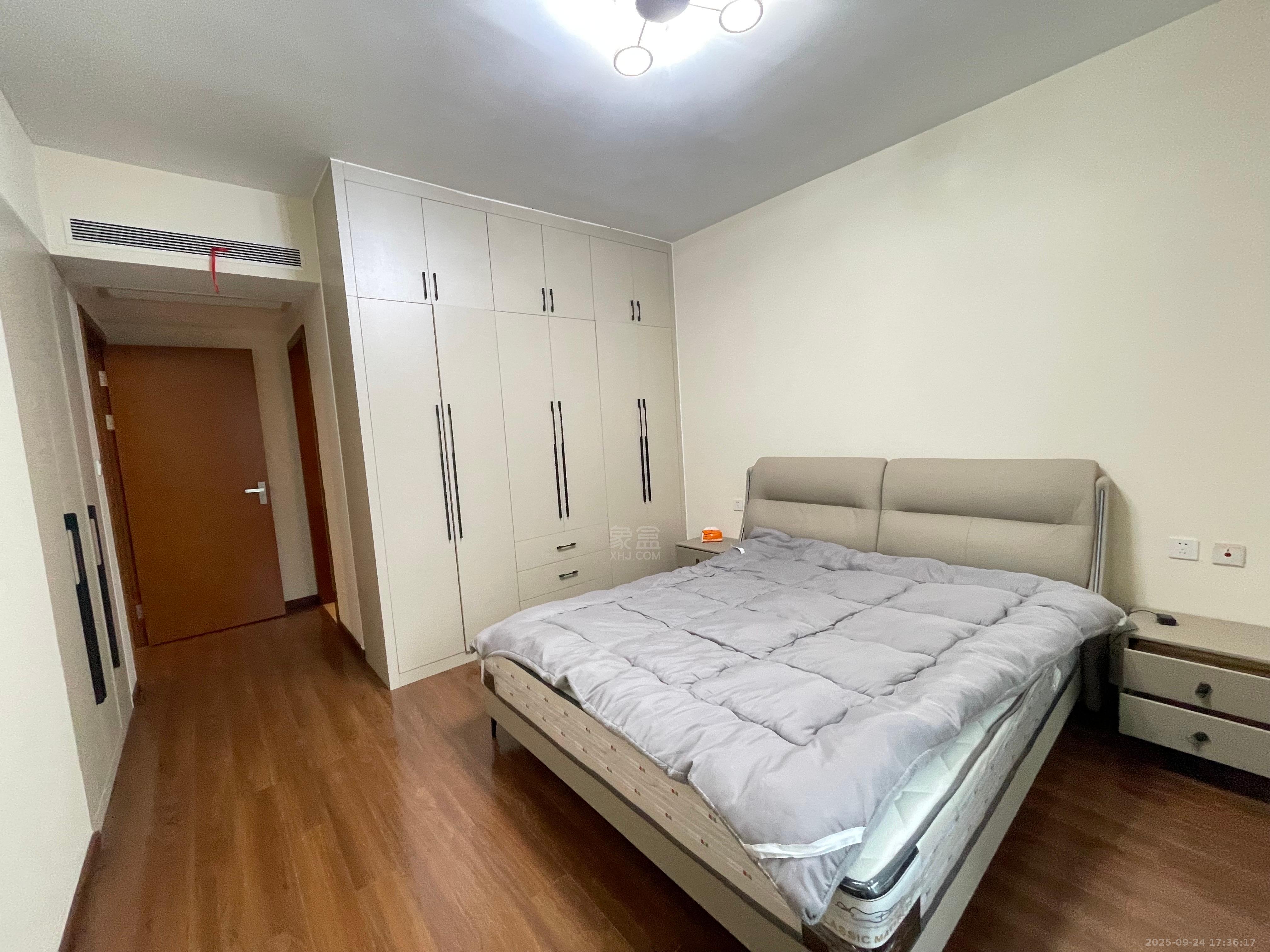 晋合湘水湾三期  3室2厅2卫    3000.0元/月 晋合湘水湾三期  3室2厅2卫    3000.0元/月室内图