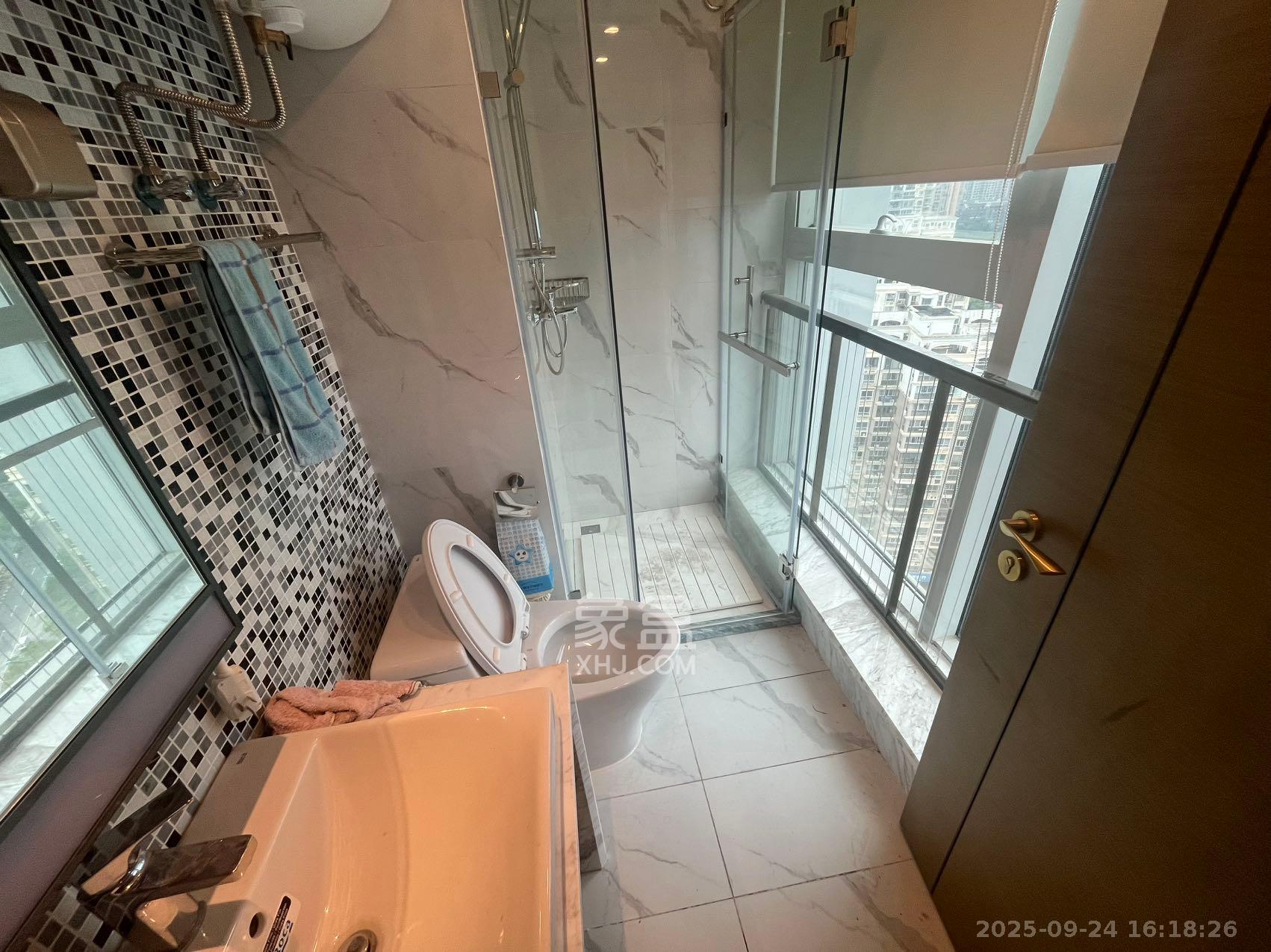 恒大誉府（融誉商业中心）  1室1厅1卫    2200.0元/月室内图