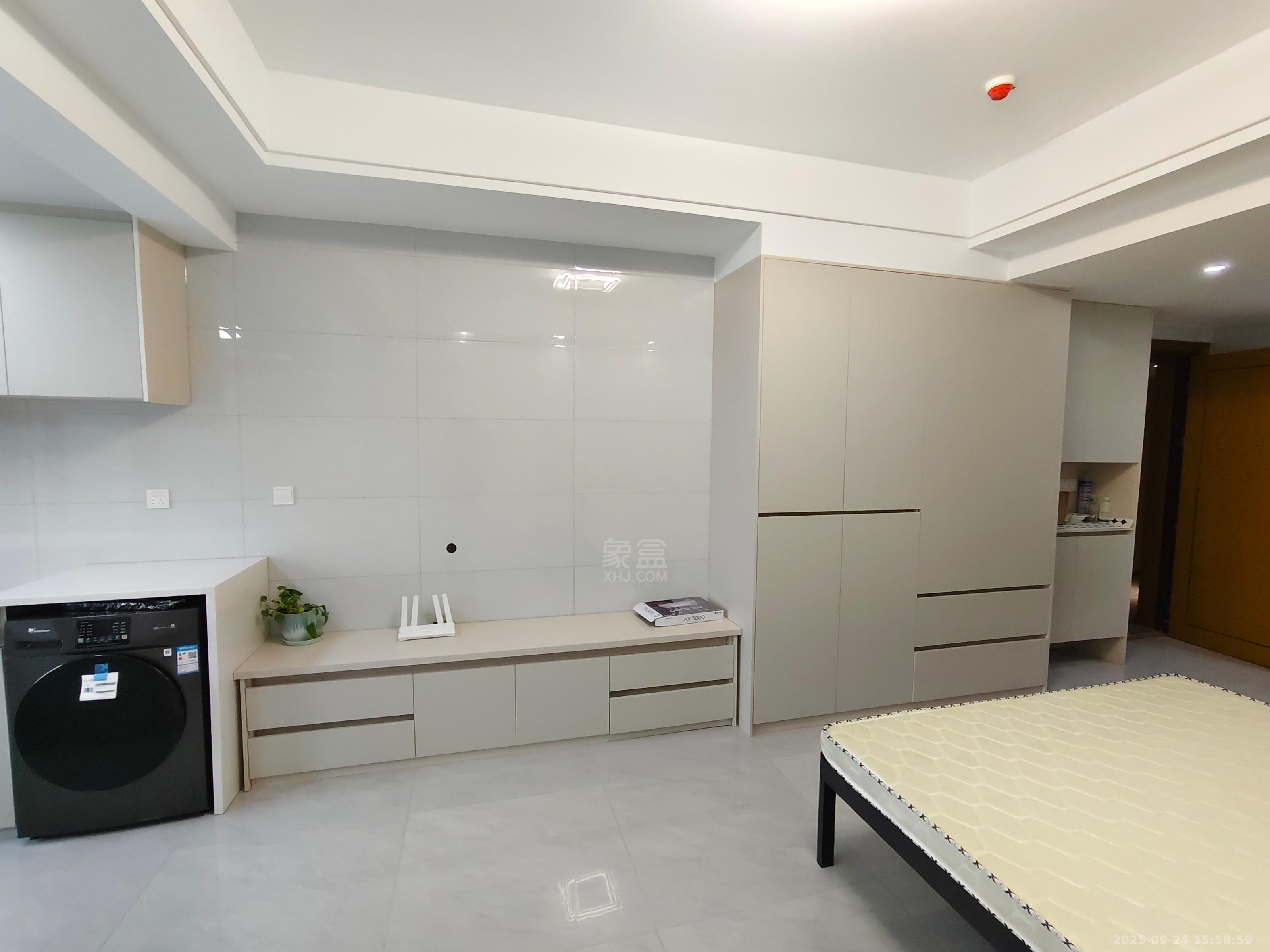 恒大华府 1室0厅0卫 1600.0元/月 恒大华府 1室0厅0卫 1600.0元/月室内图