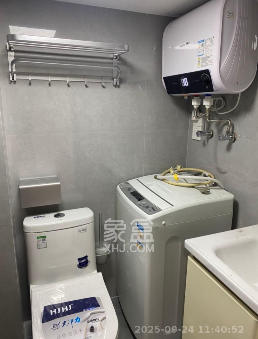 保利恒伟时光印象  1室1厅1卫    1300.0元/月室内图