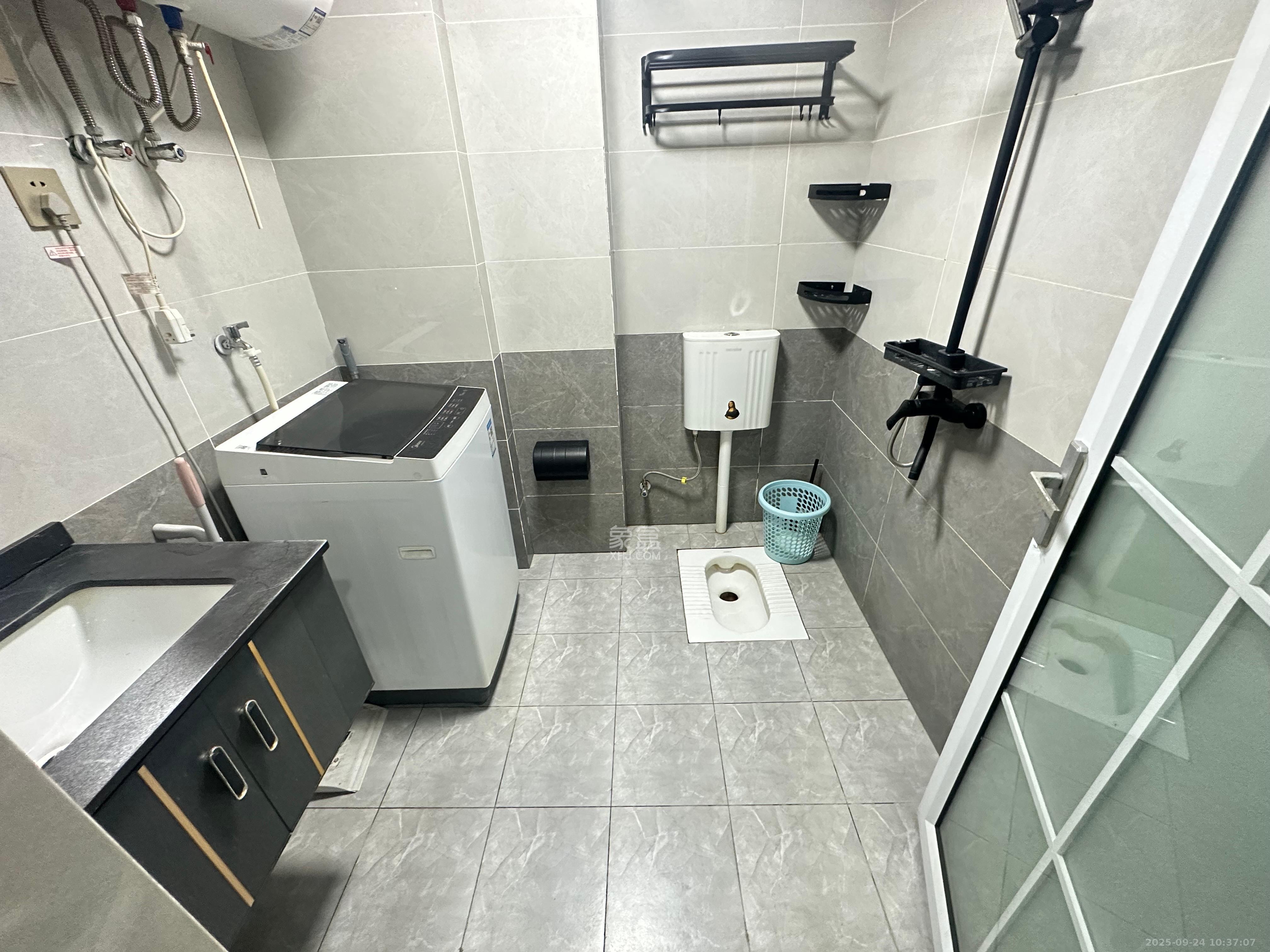 潇湘奥林匹克花园  1室1厅1卫    1500.0元/月室内图