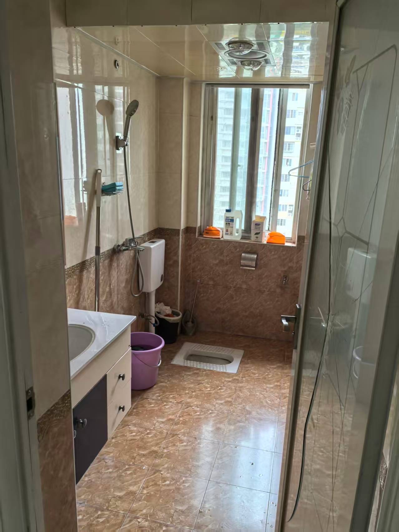 西子湖畔沃府 3室2厅2卫 2500.0元/月 西子湖畔沃府 3室2厅2卫 2500.0元/月户型图