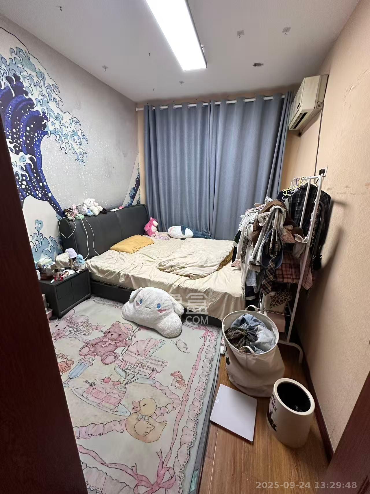 奥克斯广场  3室2厅2卫   2900.00元/月室内图