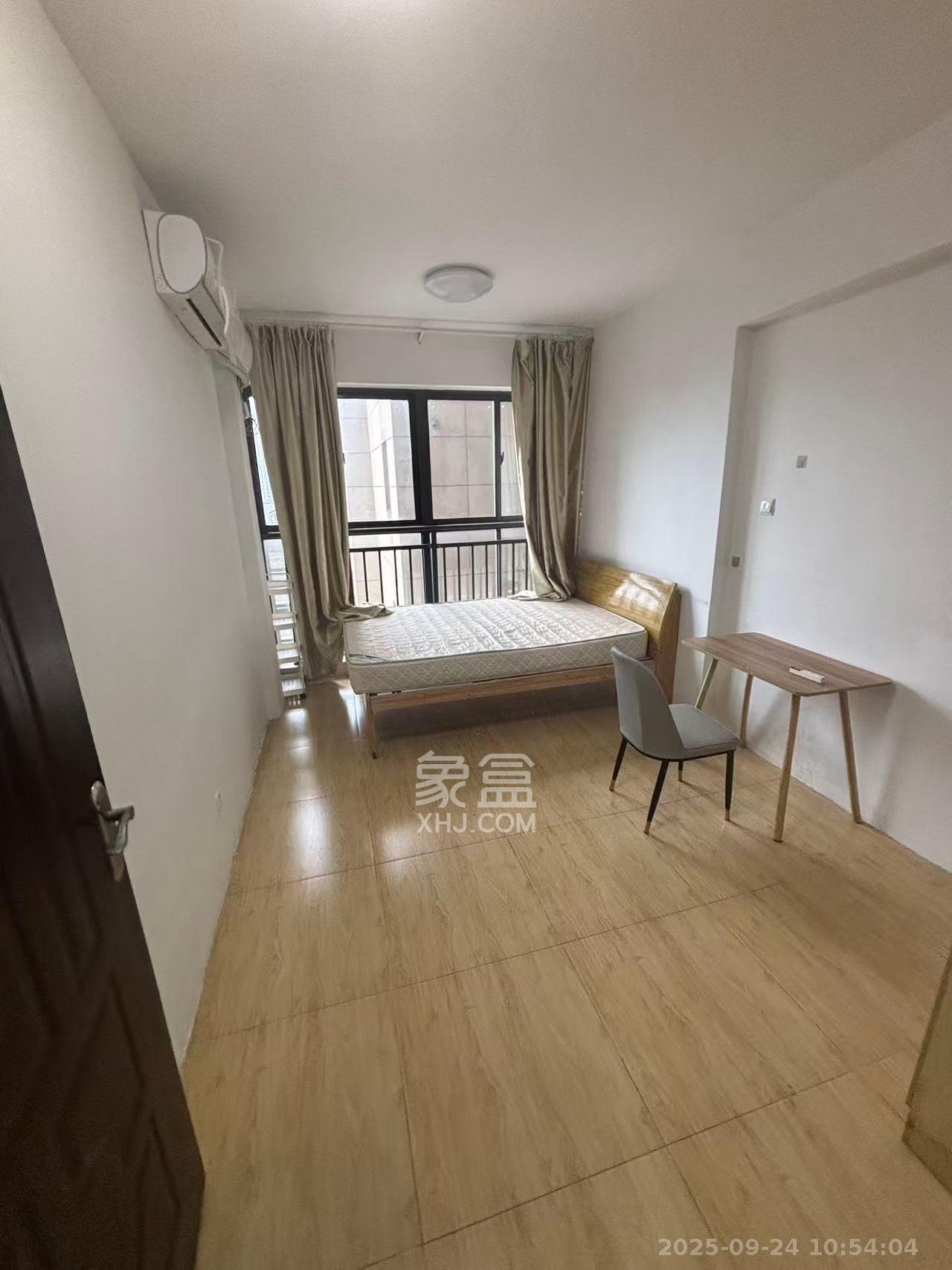 湘腾琴岛  3室2厅1卫    2500.0元/月室内图