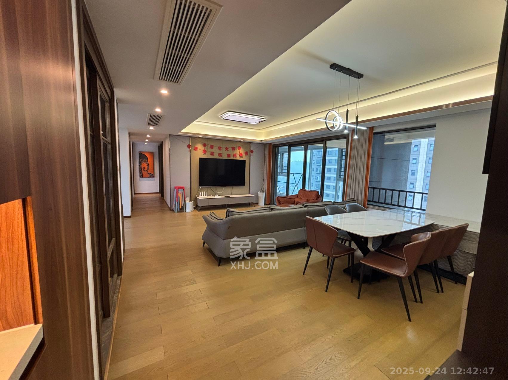 长沙万境潇湘  3室1厅2卫    3000.0元/月 长沙万境潇湘  3室1厅2卫    3000.0元/月