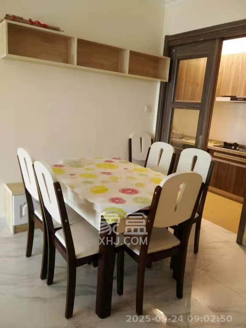 碧桂园公园壹号(凯怡茗苑) 3室2厅1卫 1700.0元/月 碧桂园公园壹号(凯怡茗苑) 3室2厅1卫 1700.0元/月室内图