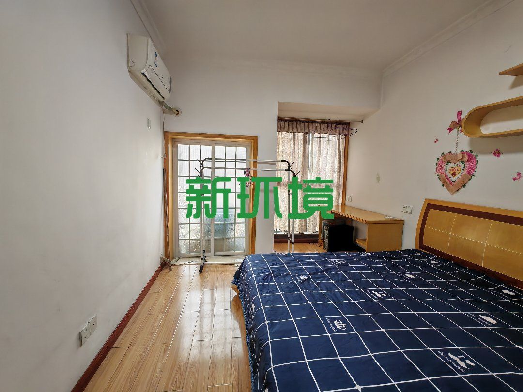 逸臣广场 2室2厅1卫 1600.0元/月 逸臣广场 2室2厅1卫 1600.0元/月室内图