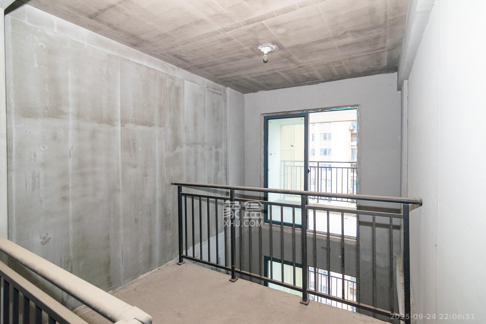 澳海谷山府  3室2厅2卫    78.0万其他