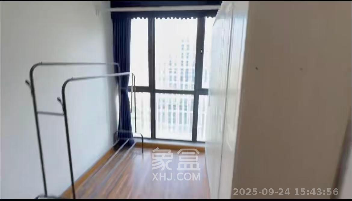 欧亚达国际广场  1室1厅1卫    2200.0元/月室内图