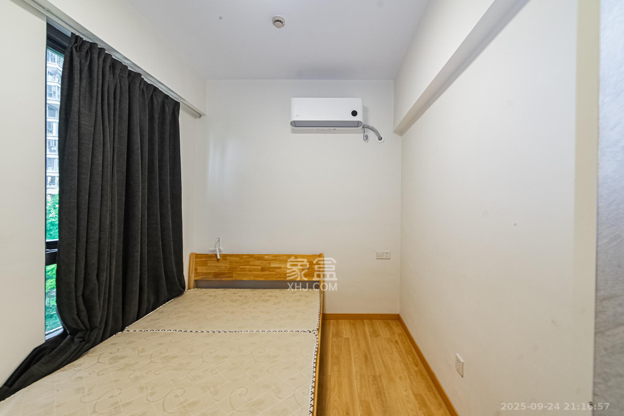 北辰三角洲E7区 3室2厅1卫 106.0万 北辰三角洲E7区 3室2厅1卫 106.0万卧室