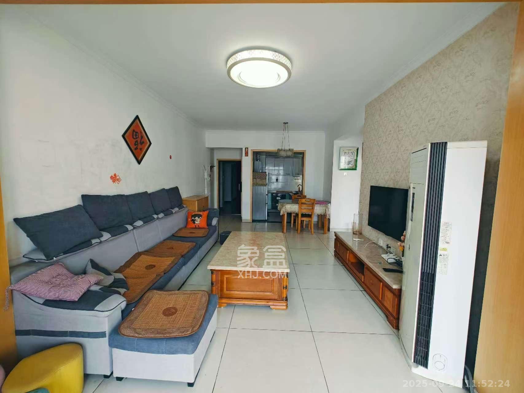 上河国际C区 3室2厅1卫 2600.0元/月 上河国际C区 3室2厅1卫 2600.0元/月室内图