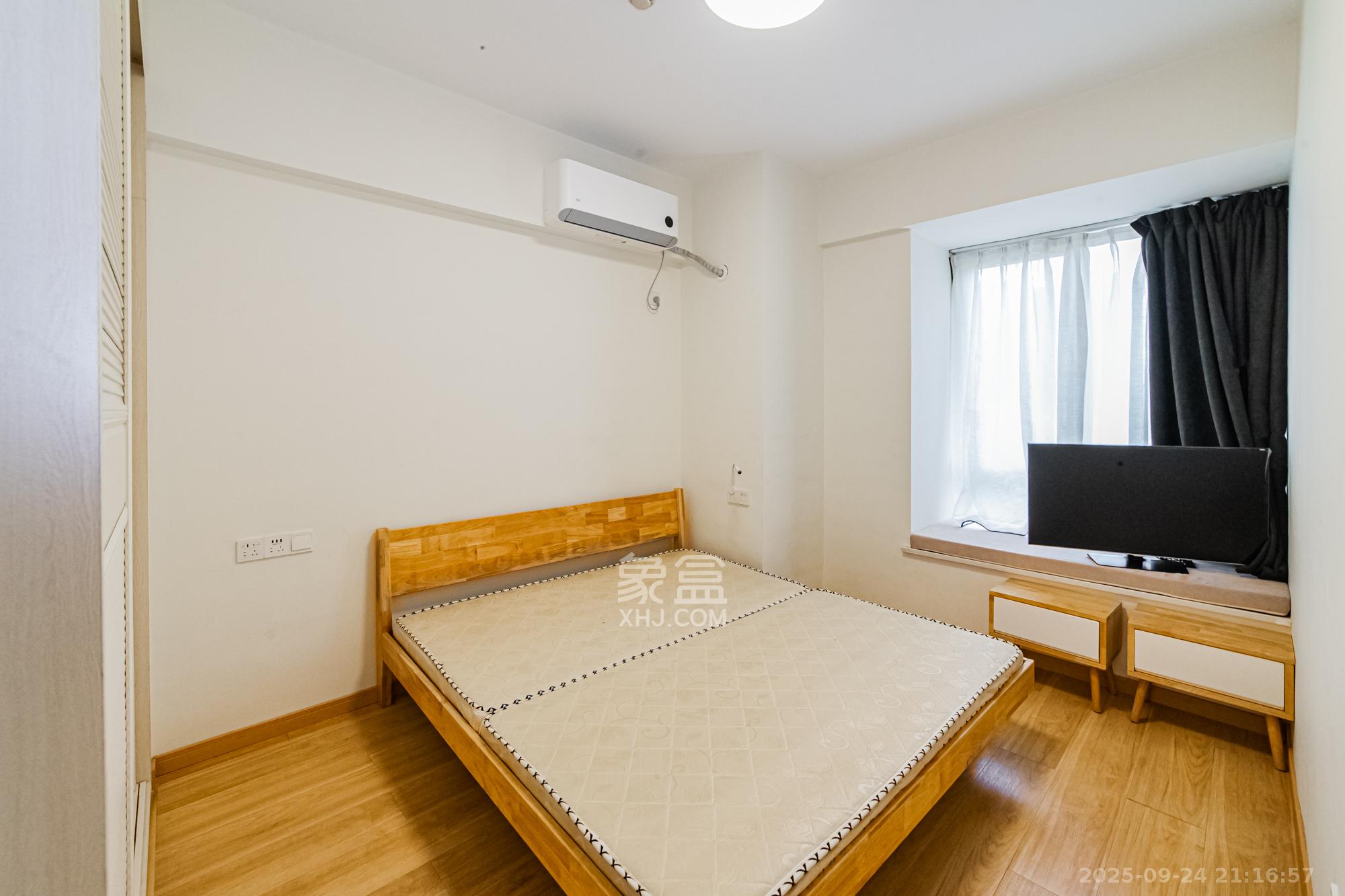 北辰三角洲E7区 3室2厅1卫 106.0万 北辰三角洲E7区 3室2厅1卫 106.0万卧室