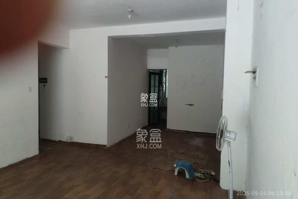 星城新宇月雅苑(月塘小区) 3室2厅1卫 2000.0元/月 星城新宇月雅苑(月塘小区) 3室2厅1卫 2000.0元/月室内图