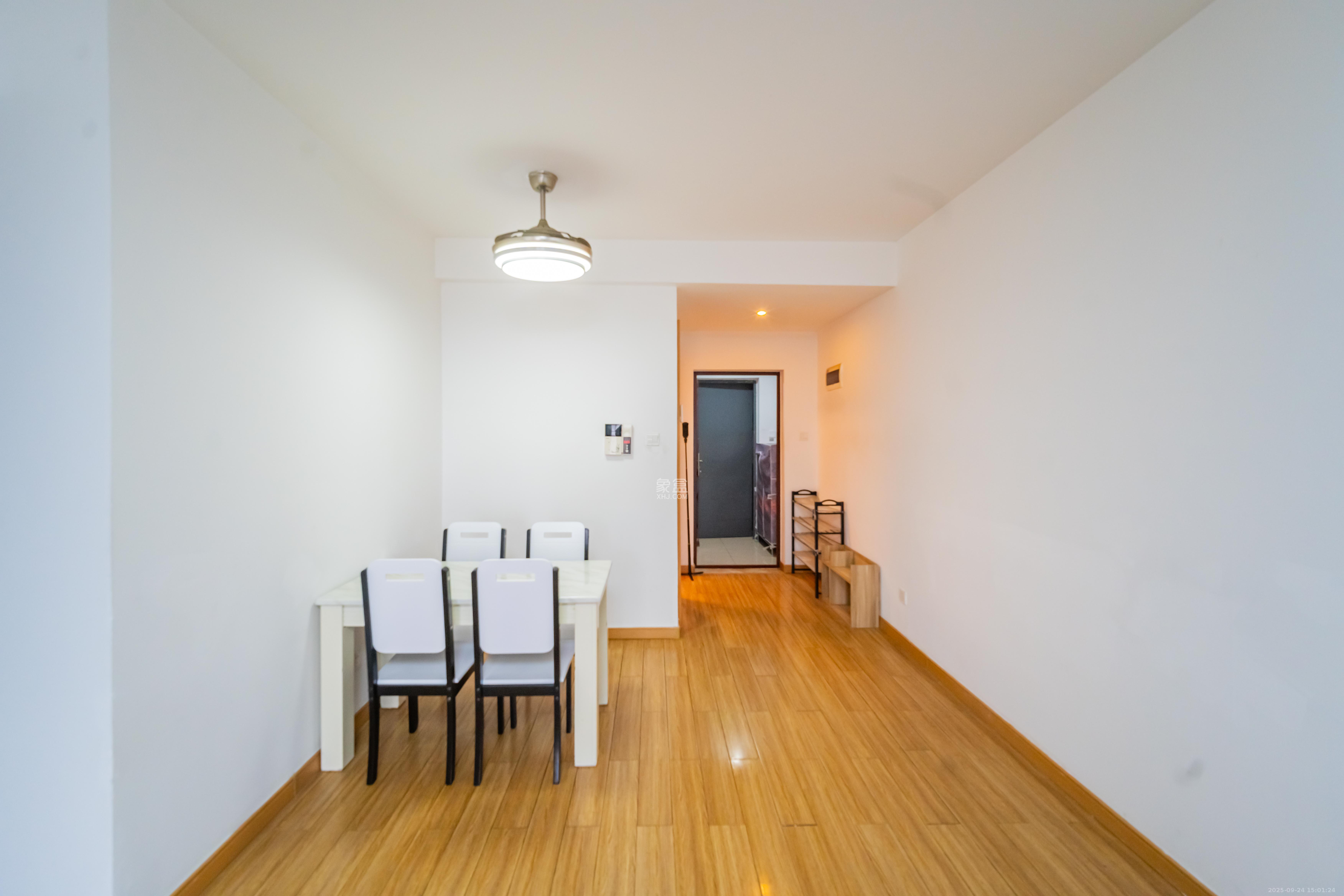 旭辉国际广场(永升商业广场)  3室2厅2卫    2900.0元/月 旭辉国际广场(永升商业广场)  3室2厅2卫    2900.0元/月