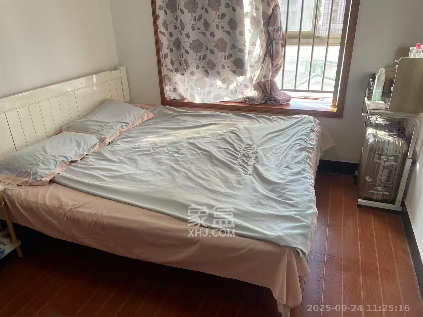 白沙晶城 1室1厅1卫 1800.0元/月 白沙晶城 1室1厅1卫 1800.0元/月室内图