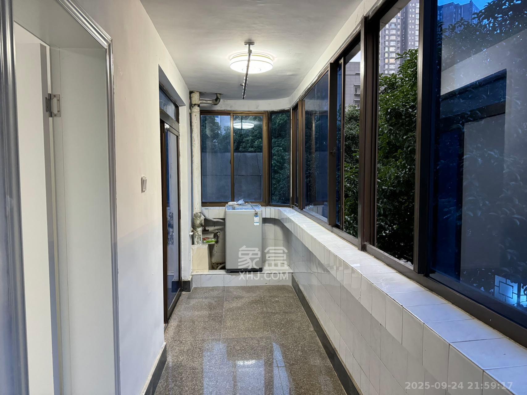 窑岭光大银行宿舍 2室1厅1卫 3000.0元/月 窑岭光大银行宿舍 2室1厅1卫 3000.0元/月室内图