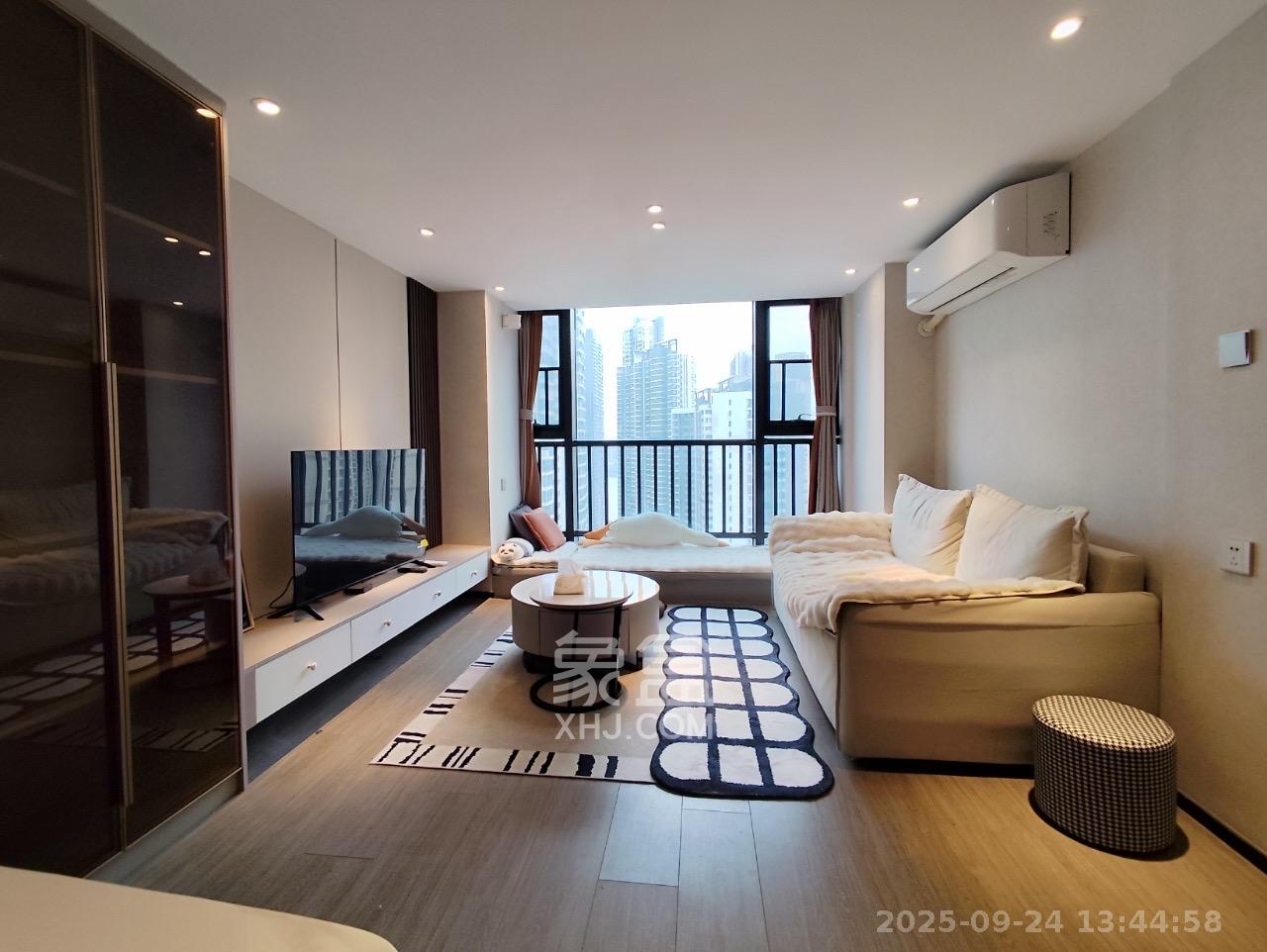 中一鲲出(鲲鹏府) 2室1厅1卫 2700.0元/月 中一鲲出(鲲鹏府) 2室1厅1卫 2700.0元/月室内图