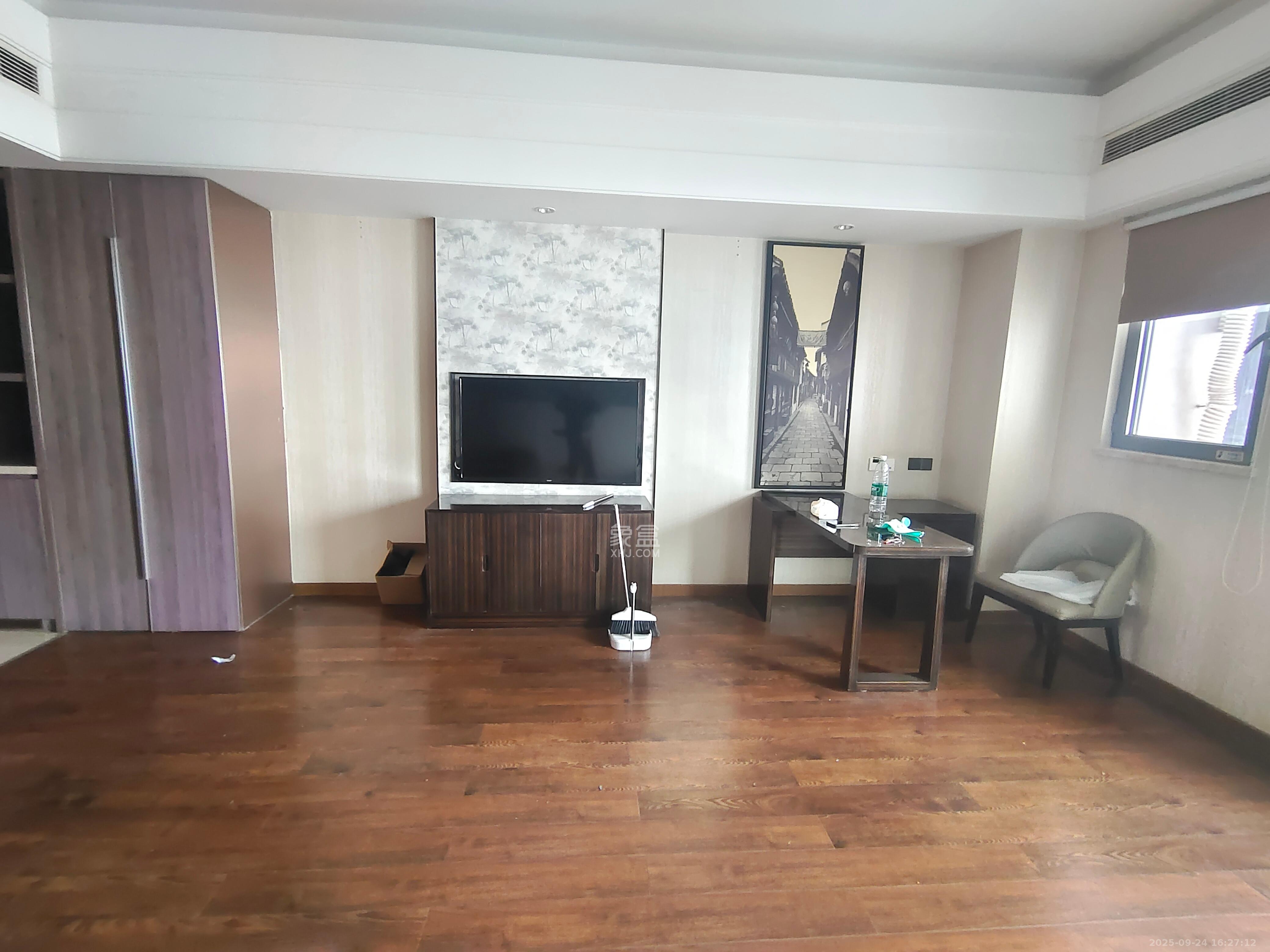 华远国际公寓 1室1厅1卫 3000.0元/月 华远国际公寓 1室1厅1卫 3000.0元/月室内图