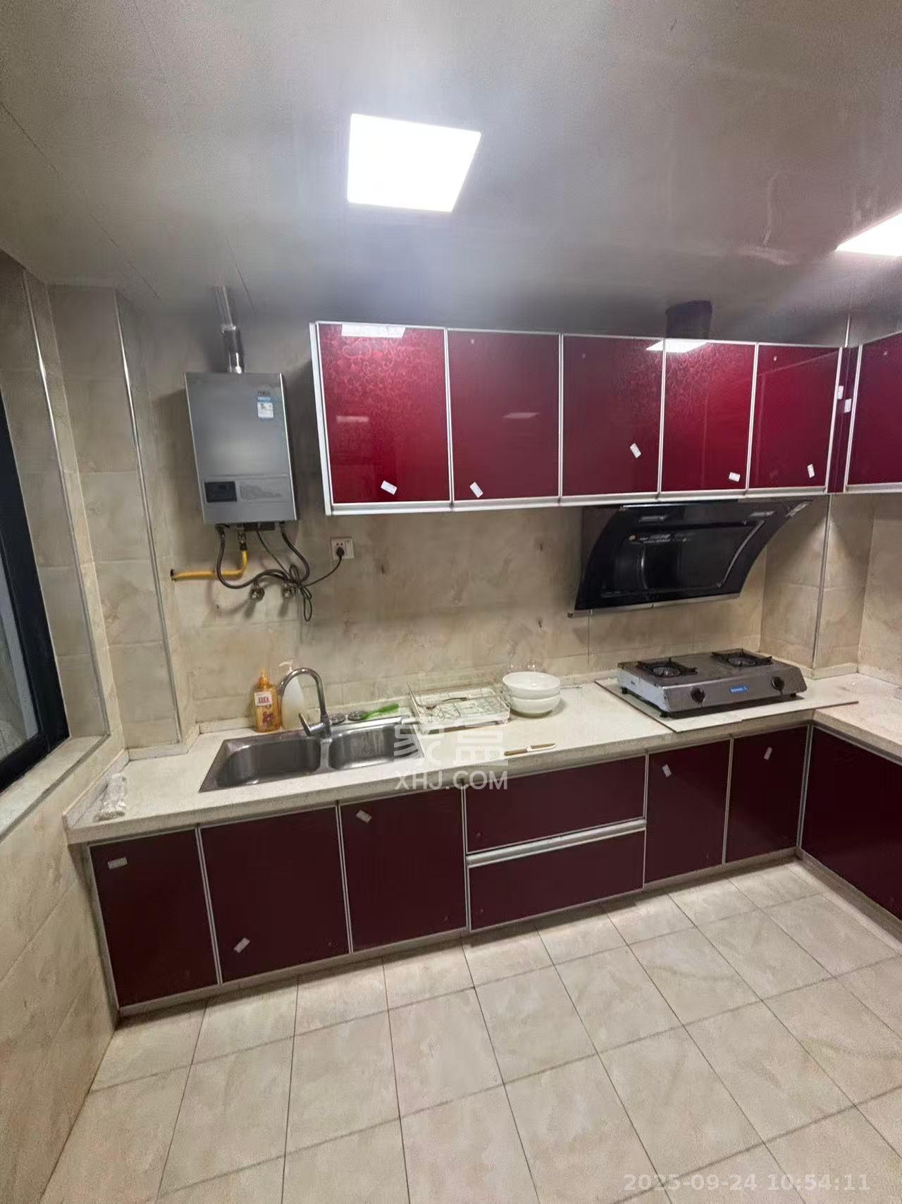 湘腾琴岛  3室2厅1卫    2500.0元/月室内图