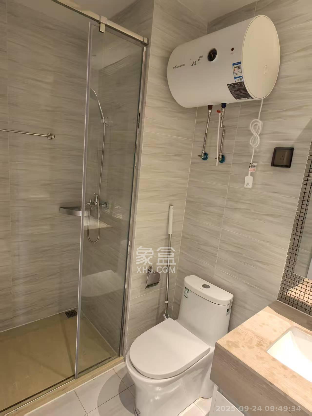 恒大珺悦府  1室1厅1卫    1800.0元/月室内图